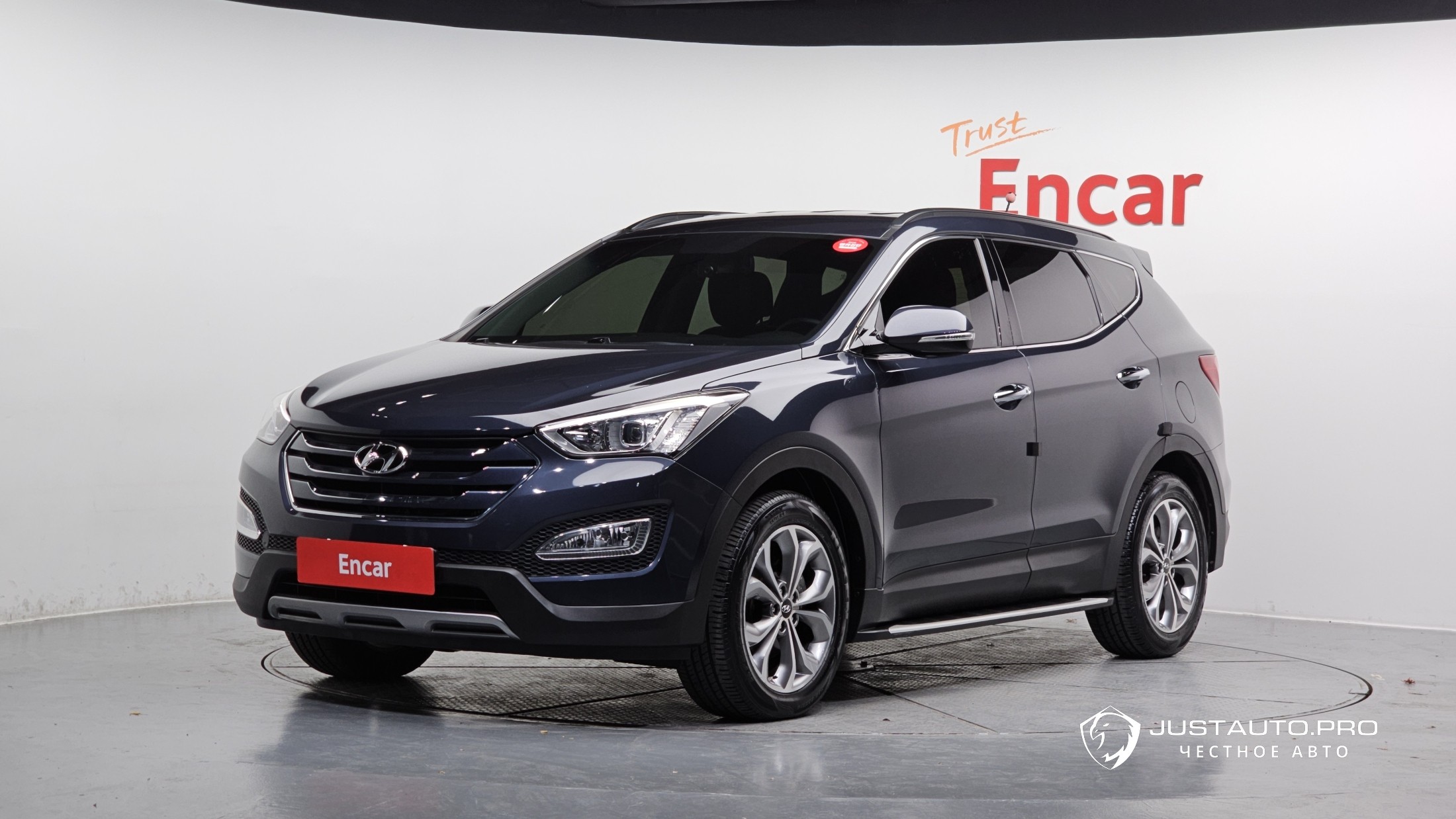 Автомобиль Hyundai Santafe