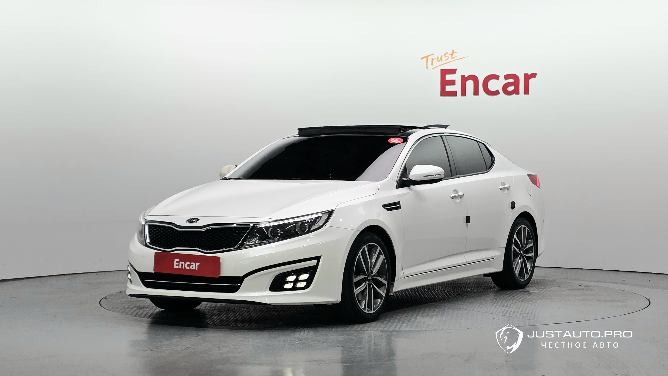 Автомобиль Kia K5