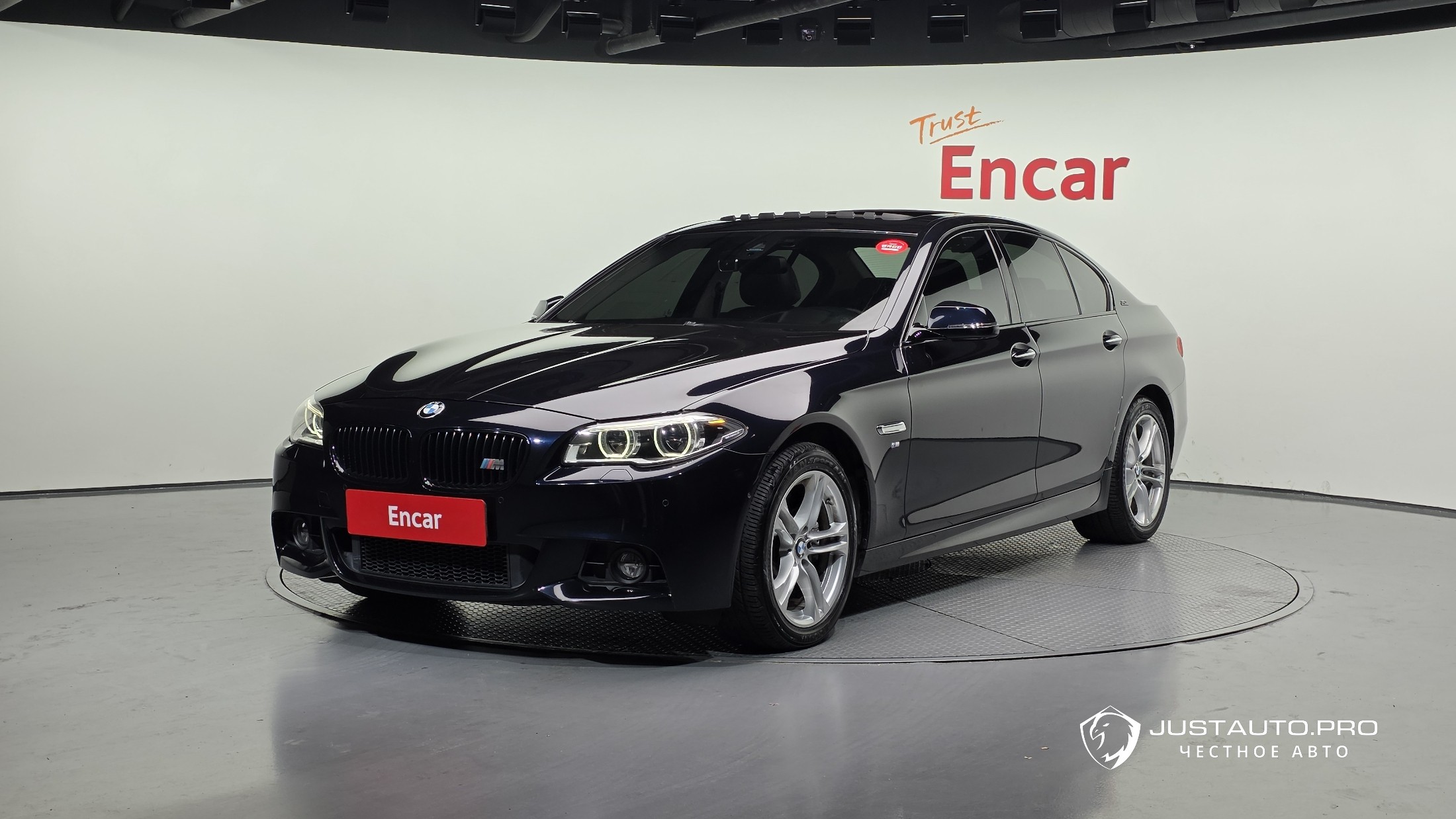 Автомобиль BMW 5-Series