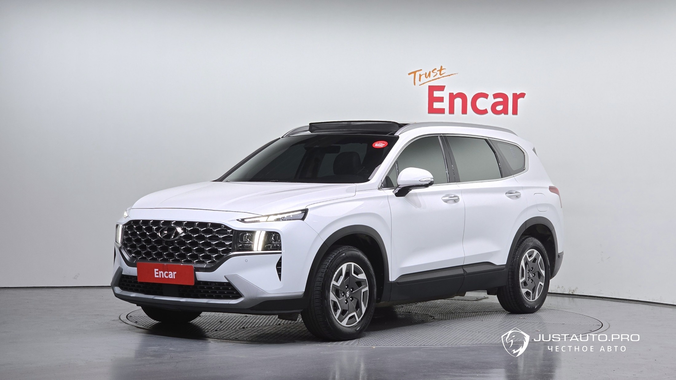 Автомобиль Hyundai Santafe