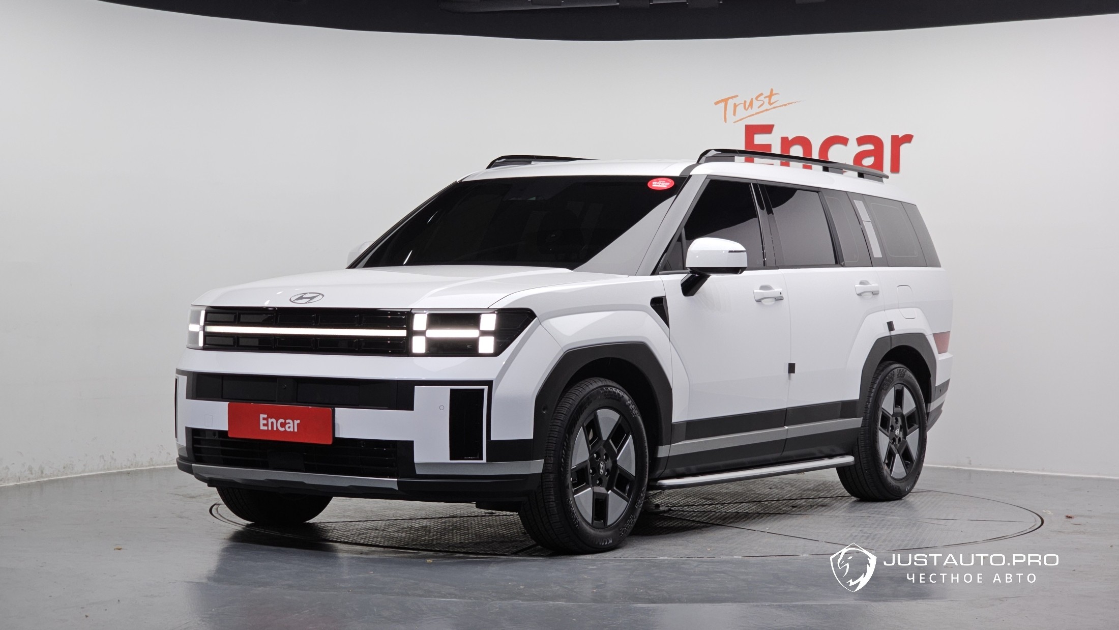 Автомобиль Hyundai Santafe