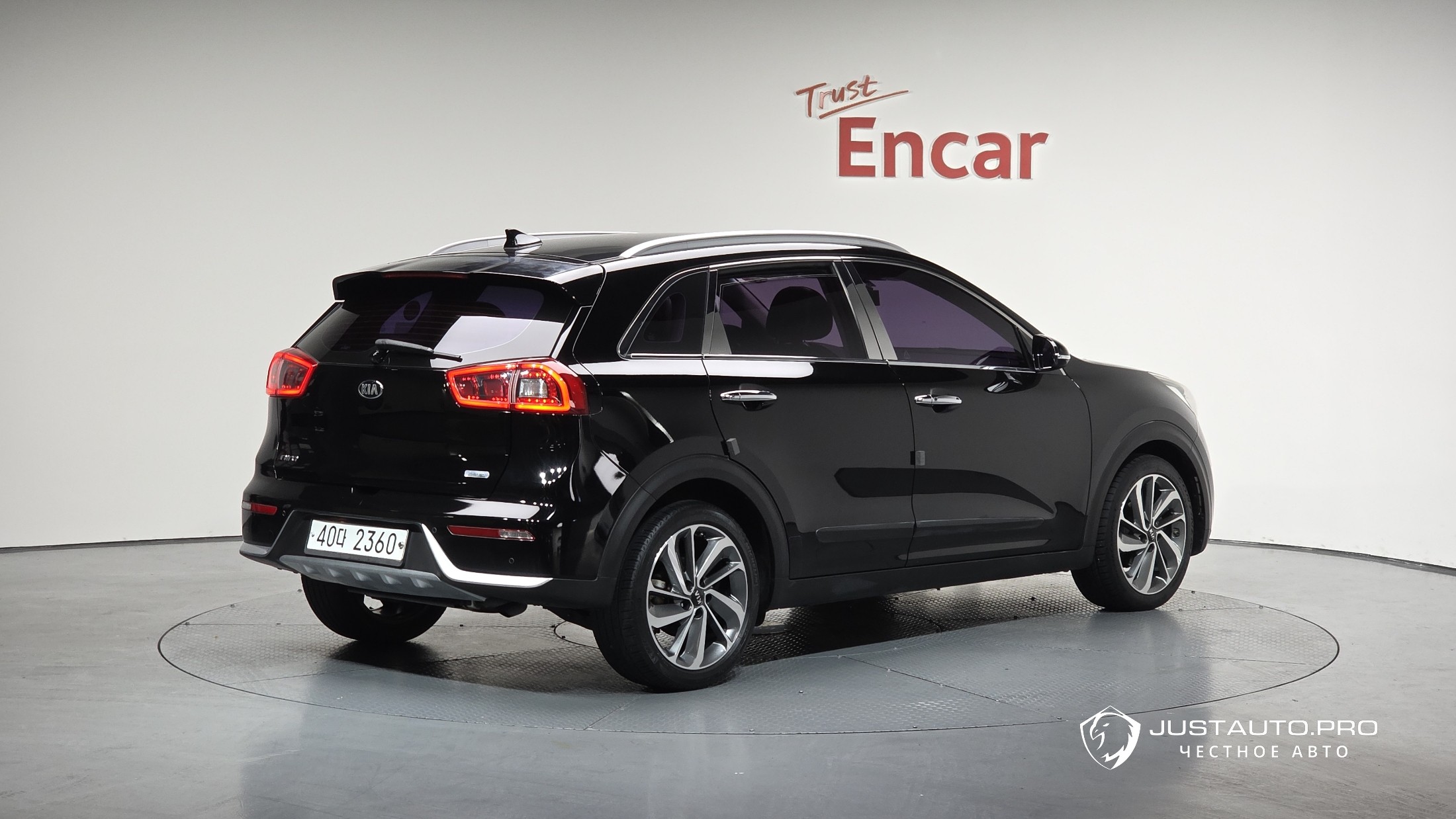 Автомобиль Kia Niro