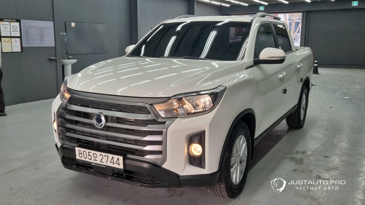 Автомобиль KG_Mobility_Ssangyong Rexton