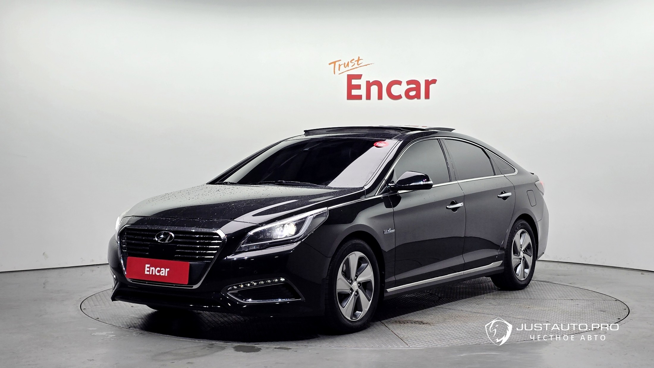 Автомобиль Hyundai Sonata