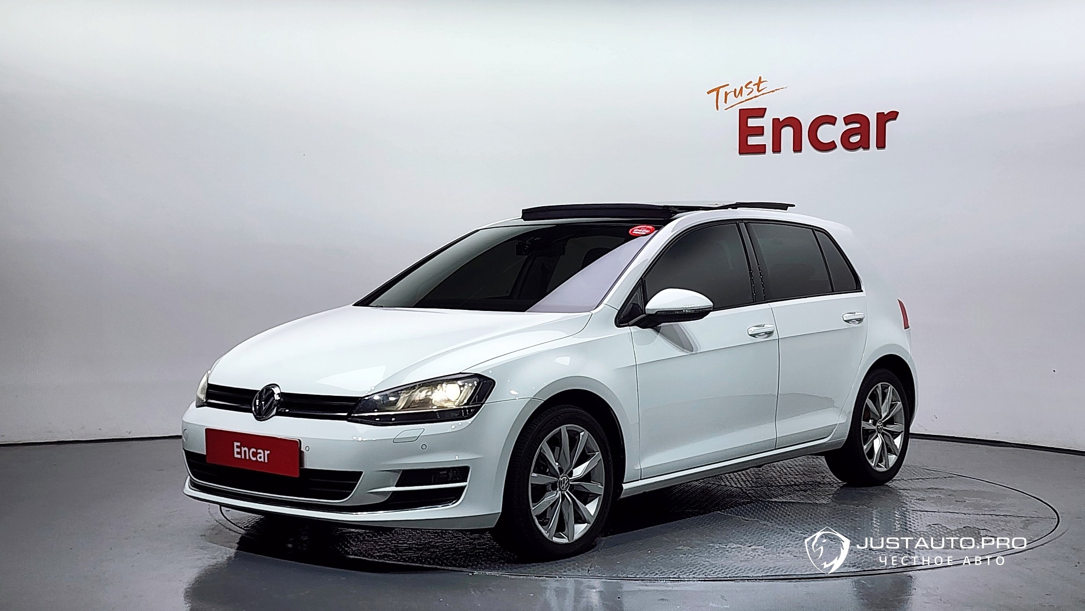 Автомобиль Volkswagen Golf