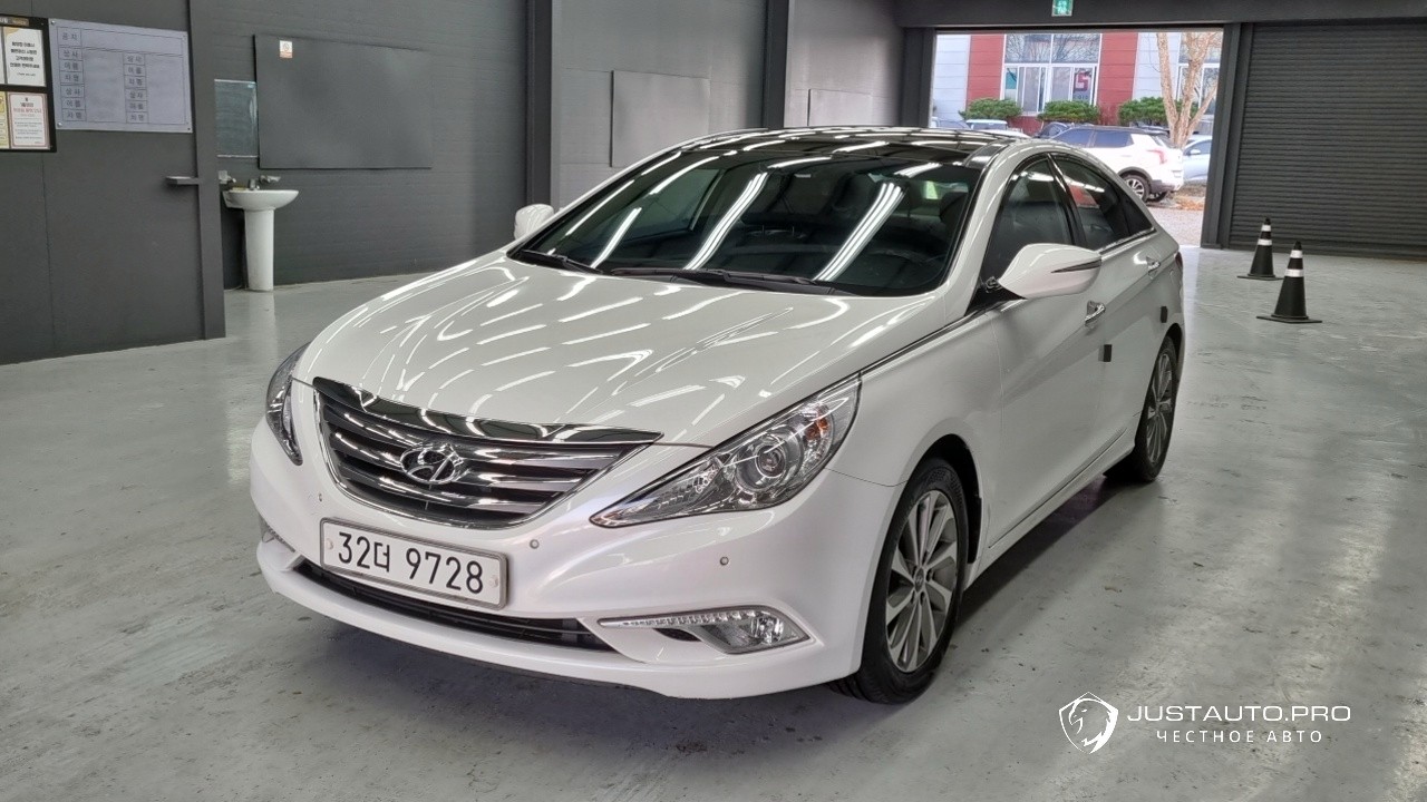 Автомобиль Hyundai Sonata