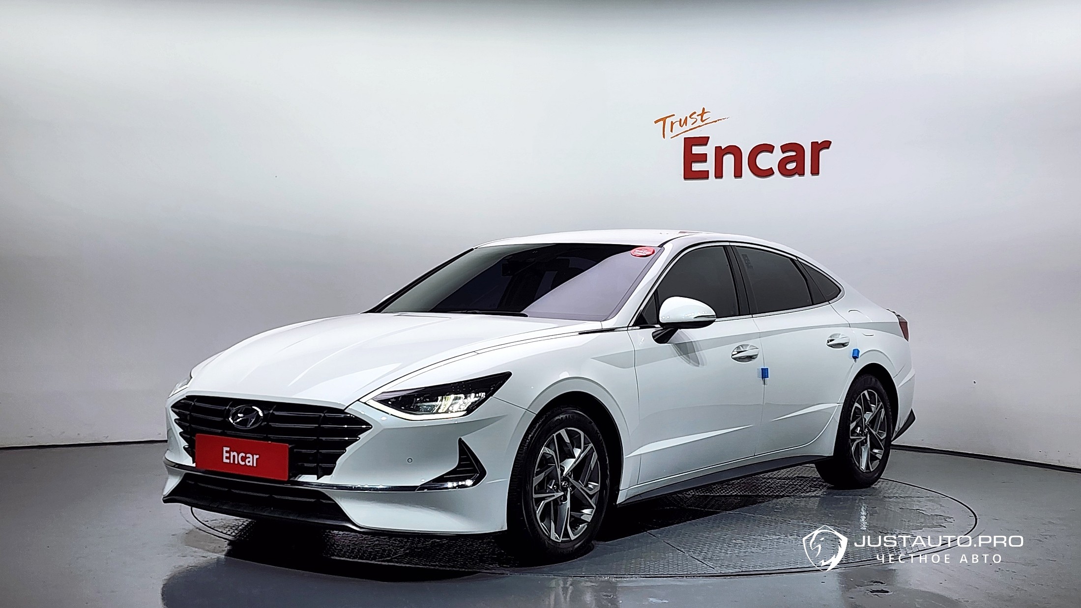 Автомобиль Hyundai Sonata