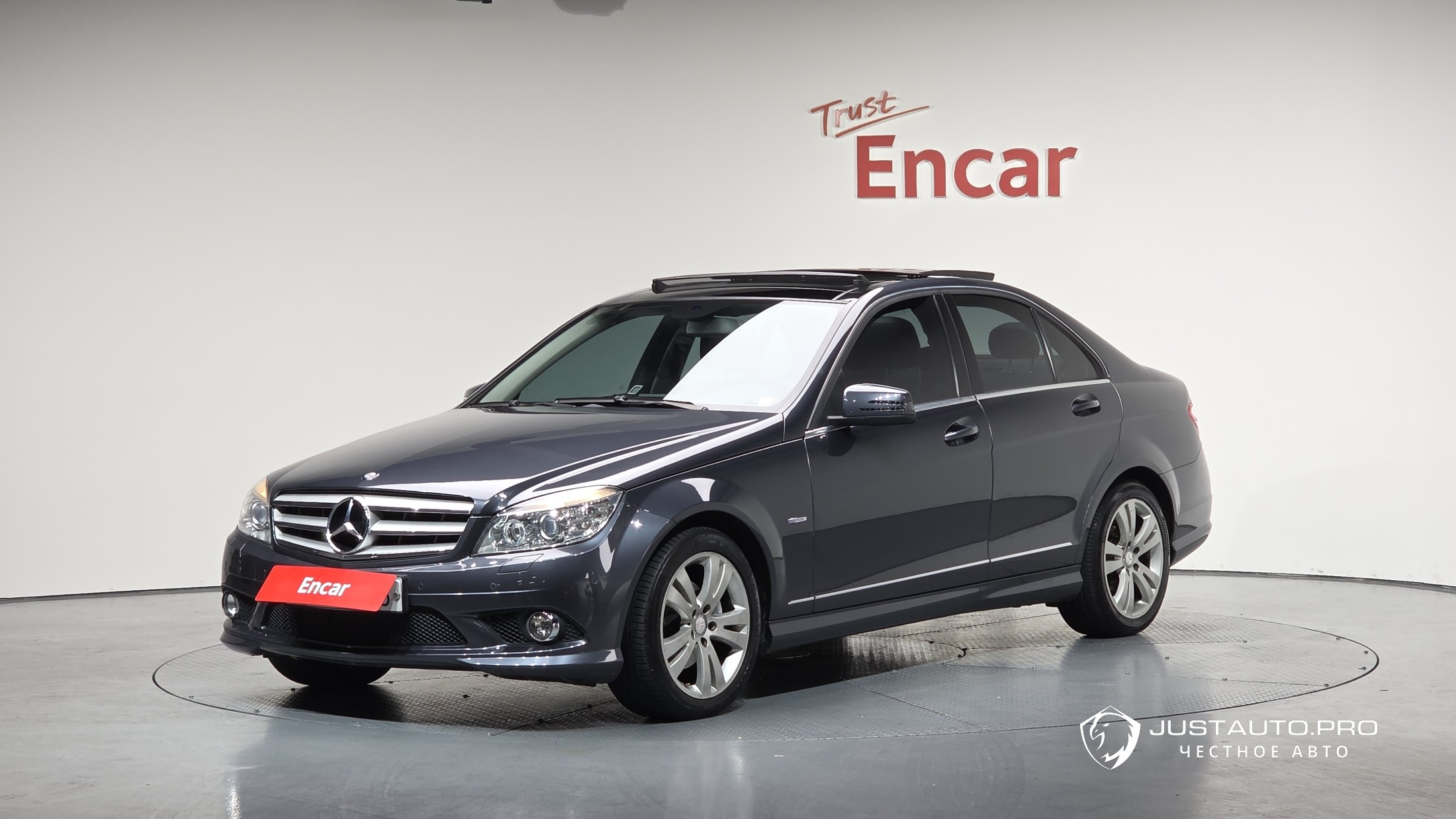 Автомобиль Mercedes-Benz C-Class