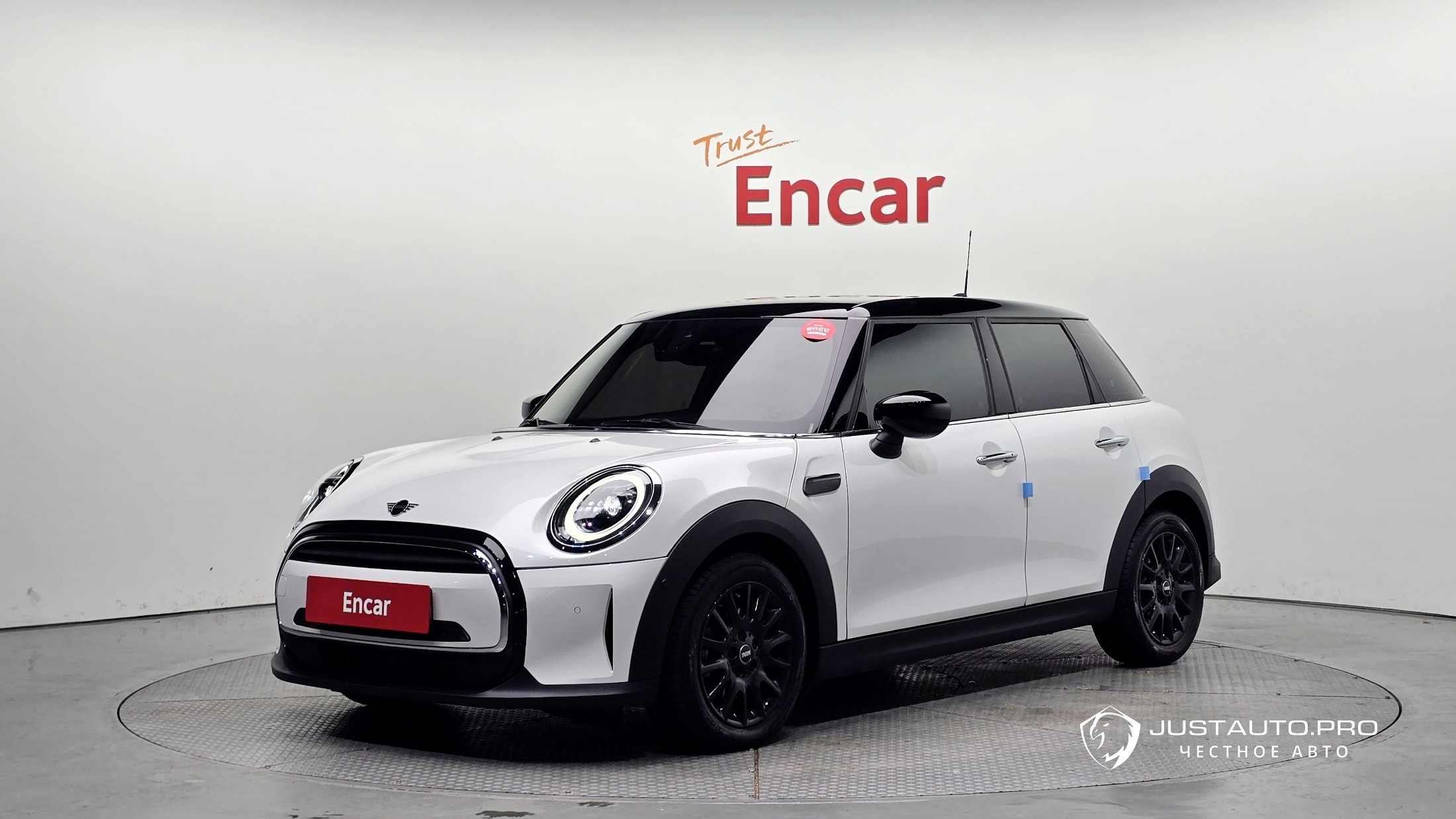 Автомобиль Mini Cooper