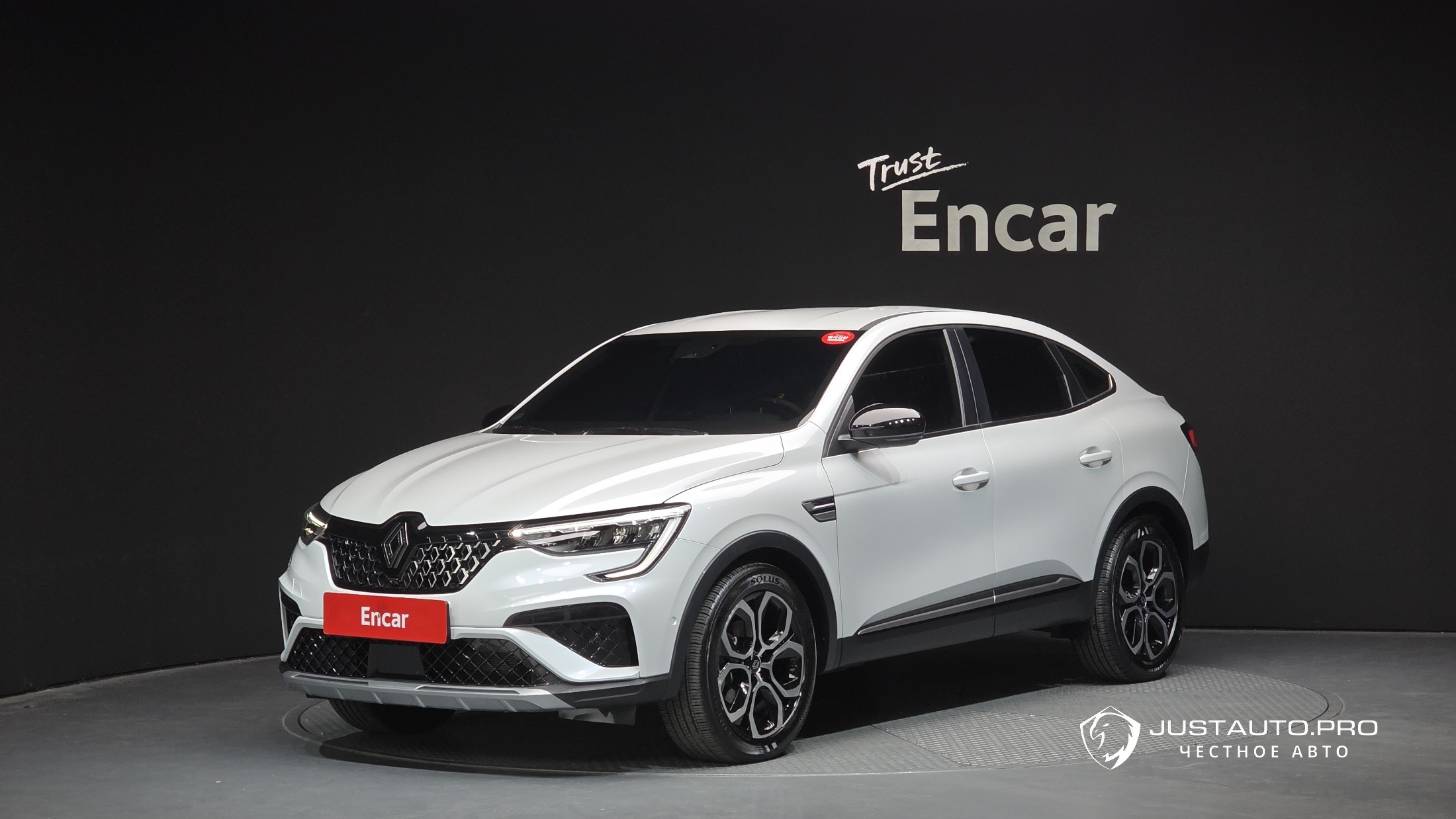 Автомобиль Renault-KoreaSamsung Arkana