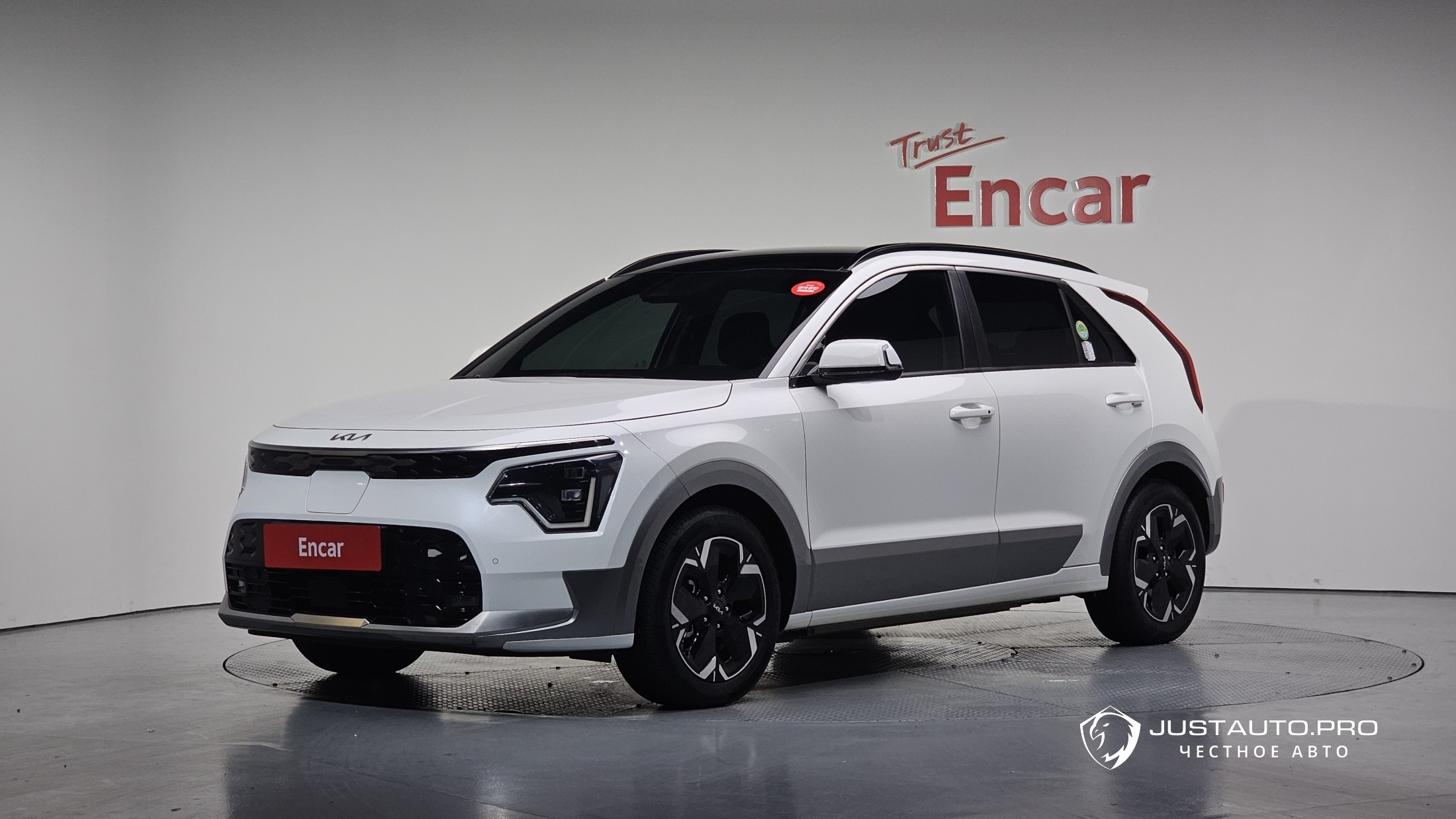 Автомобиль Kia Niro