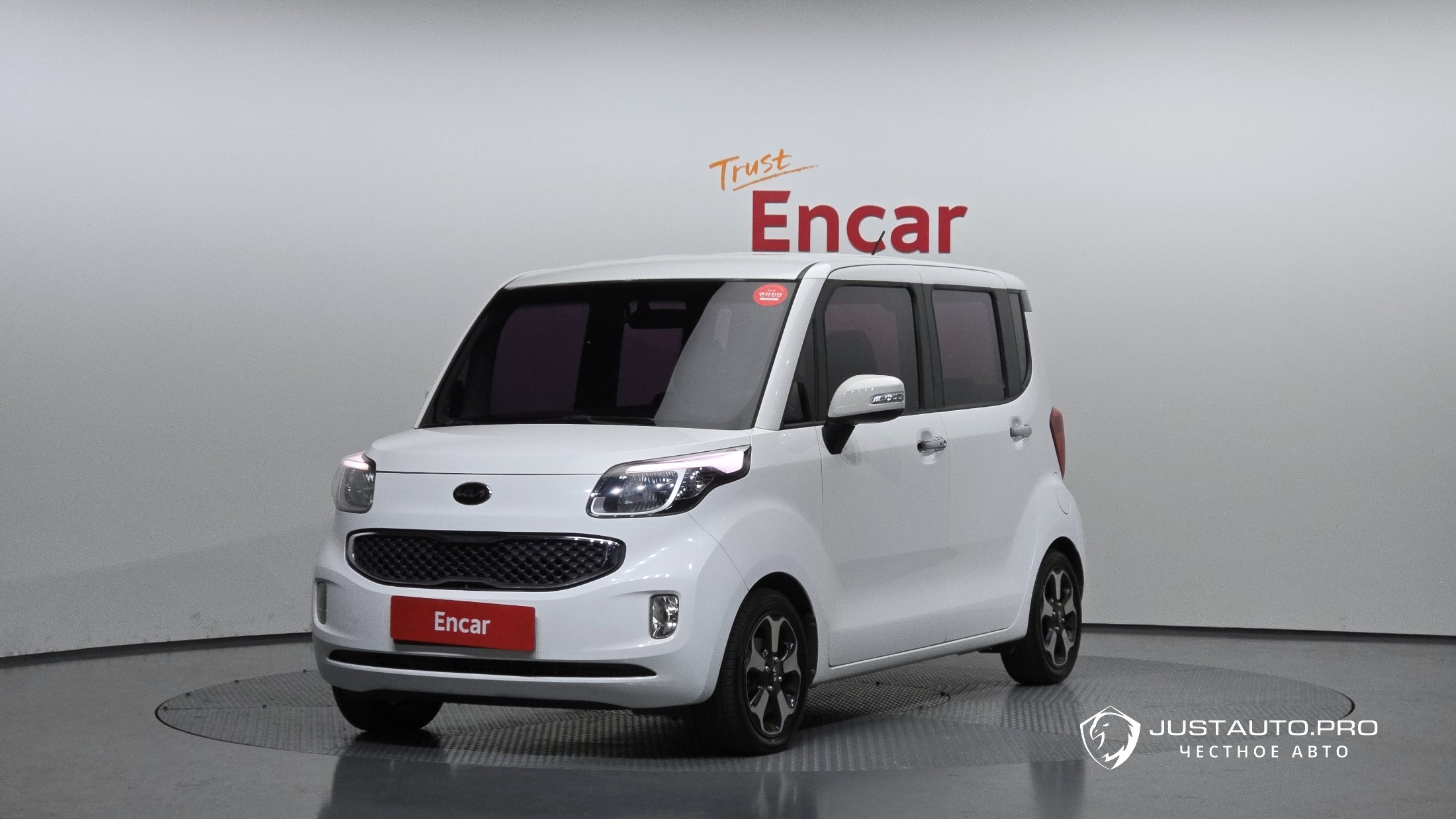 Автомобиль Kia RAY