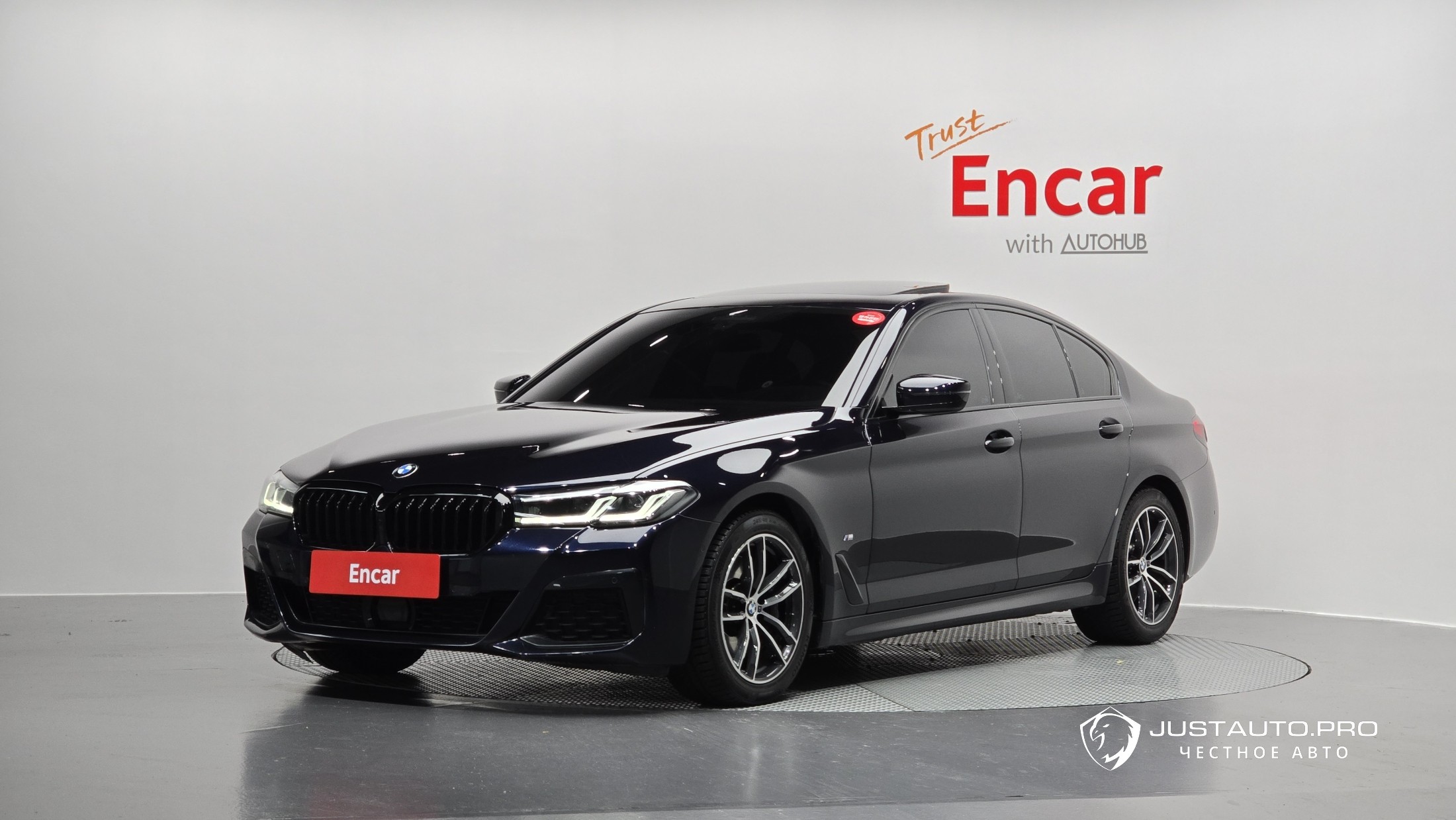 Автомобиль BMW 5-Series