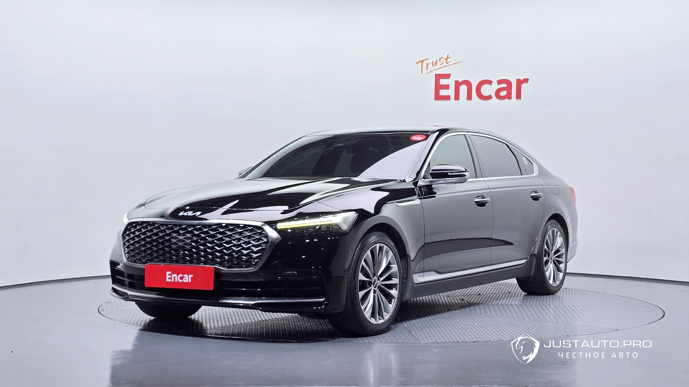 Автомобиль Kia K9