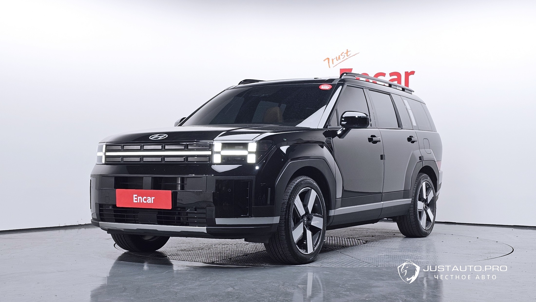 Автомобиль Hyundai Santafe