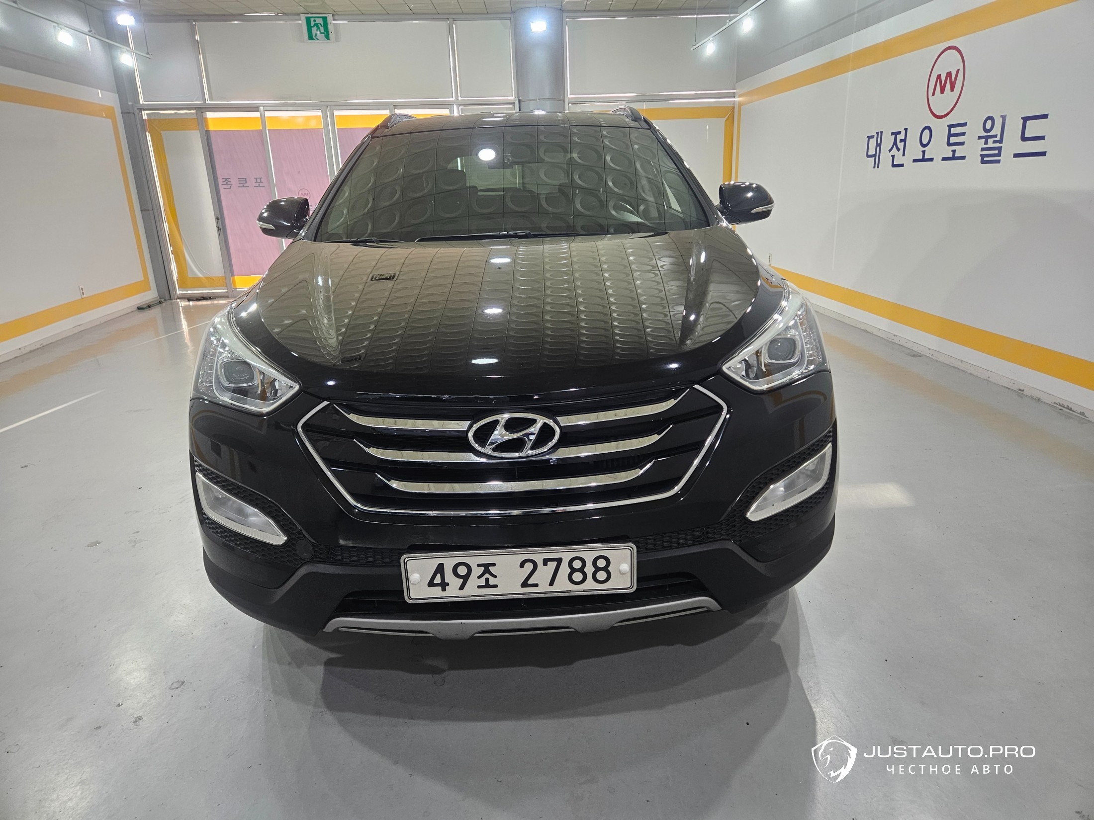 Автомобиль Hyundai Santafe