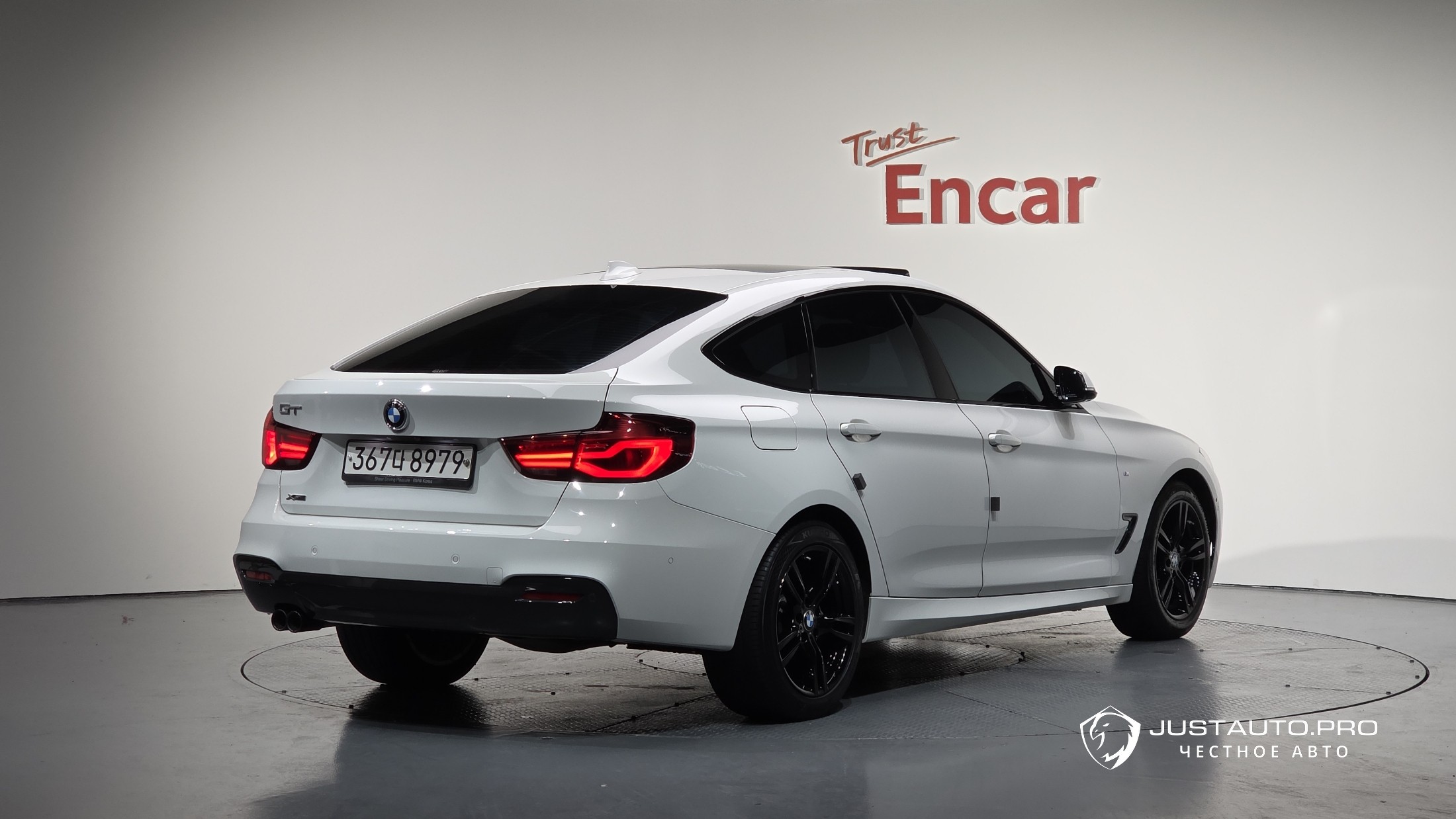 Автомобиль BMW Gran Turismo