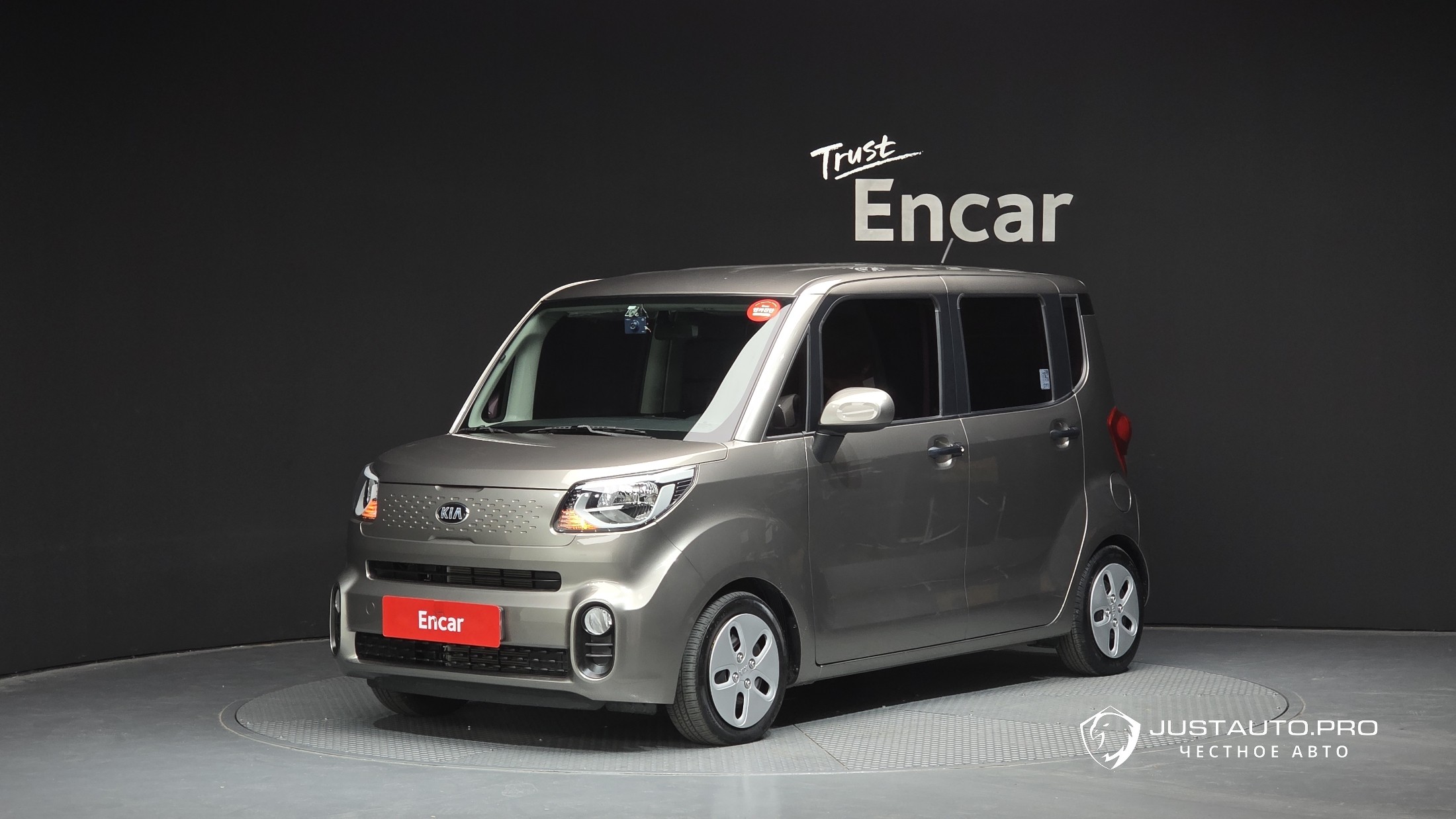 Автомобиль Kia RAY