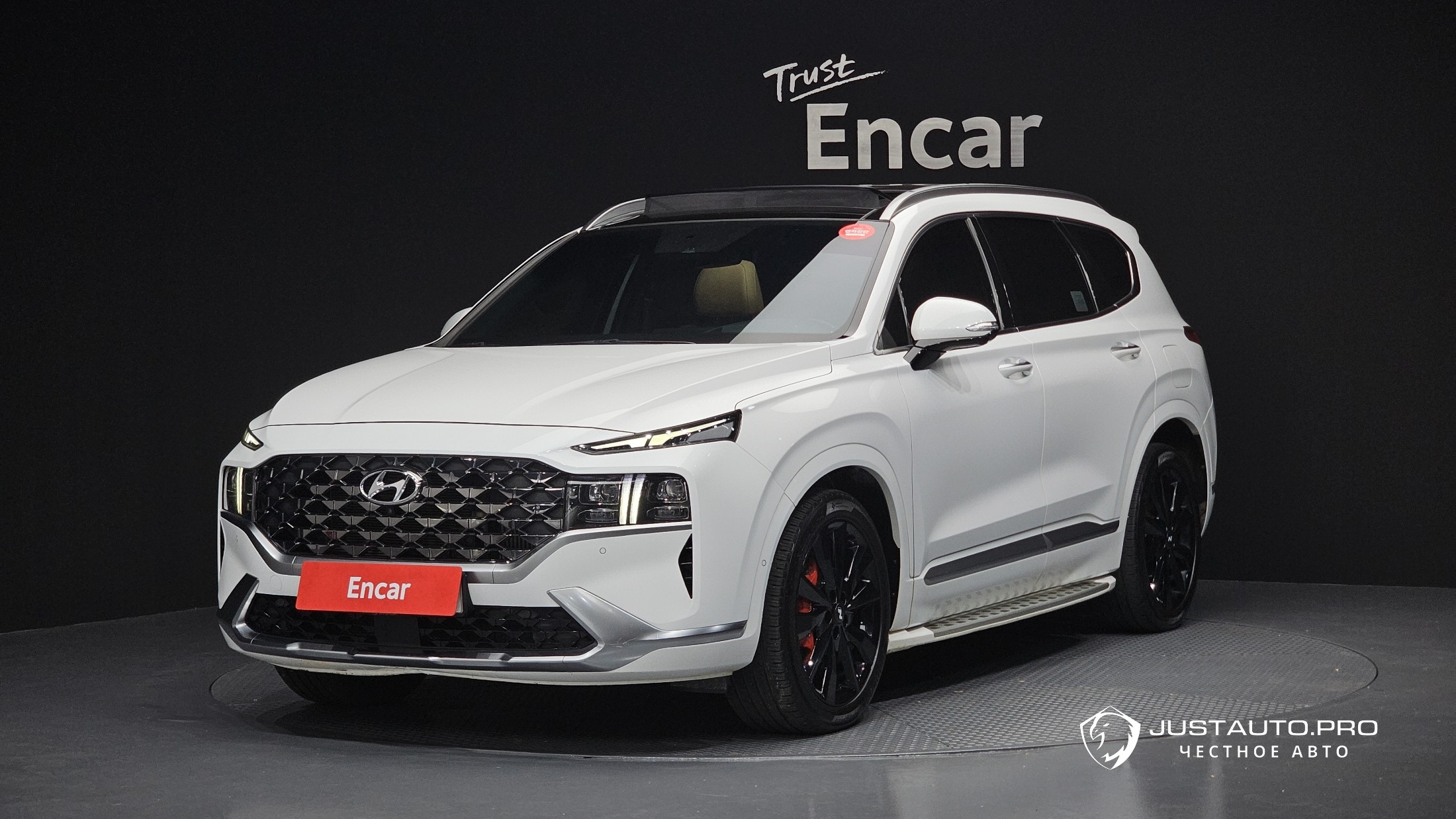 Автомобиль Hyundai Santafe