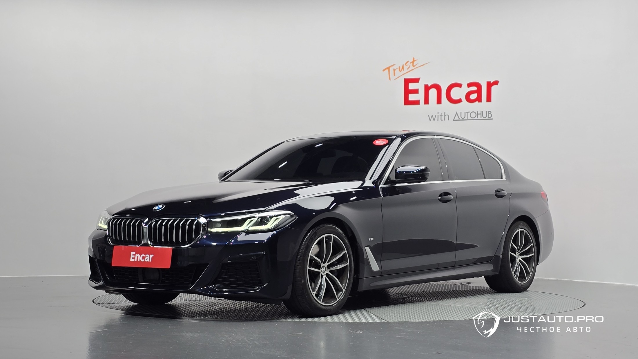 Автомобиль BMW 5-Series