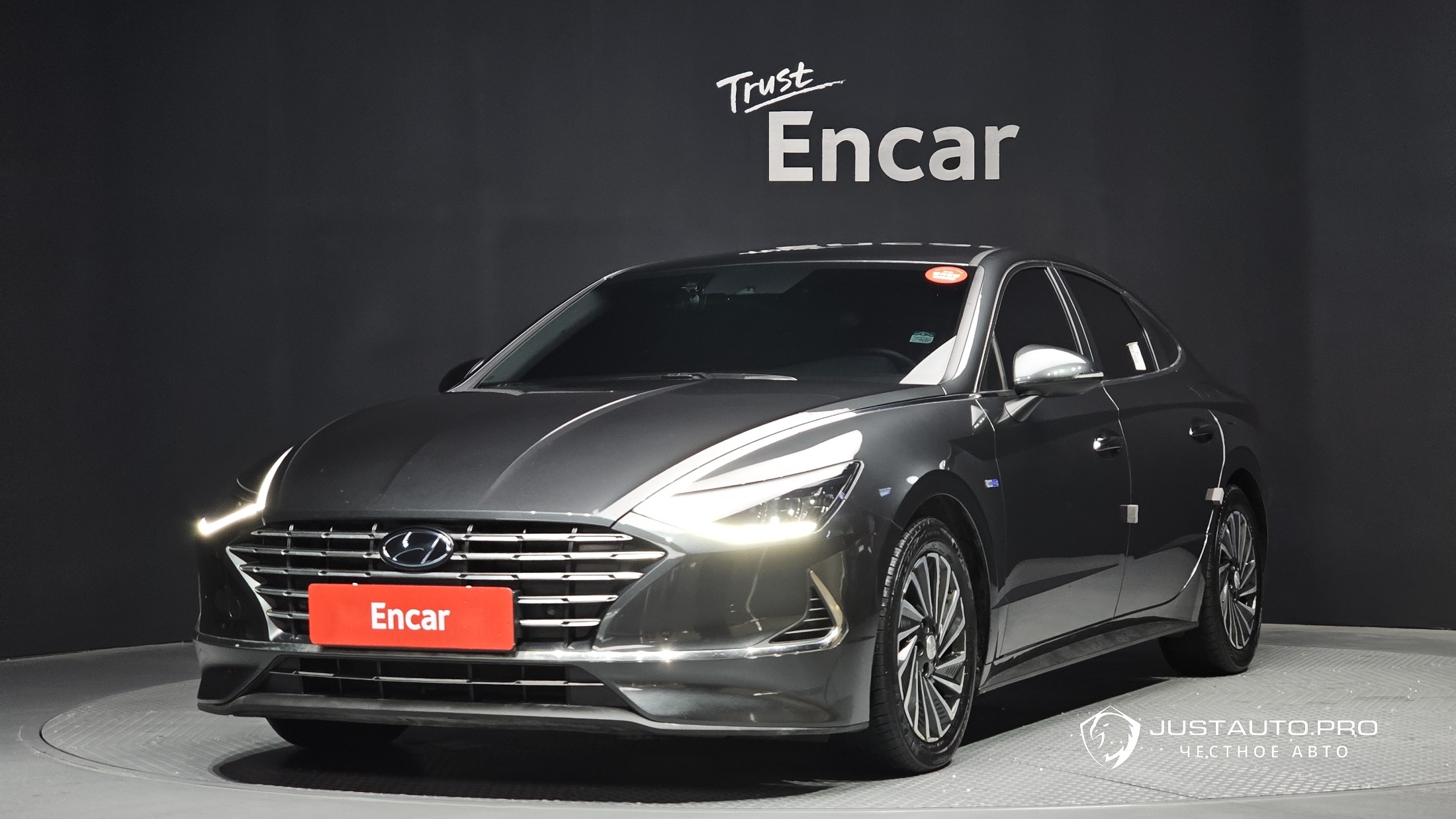 Автомобиль Hyundai Sonata