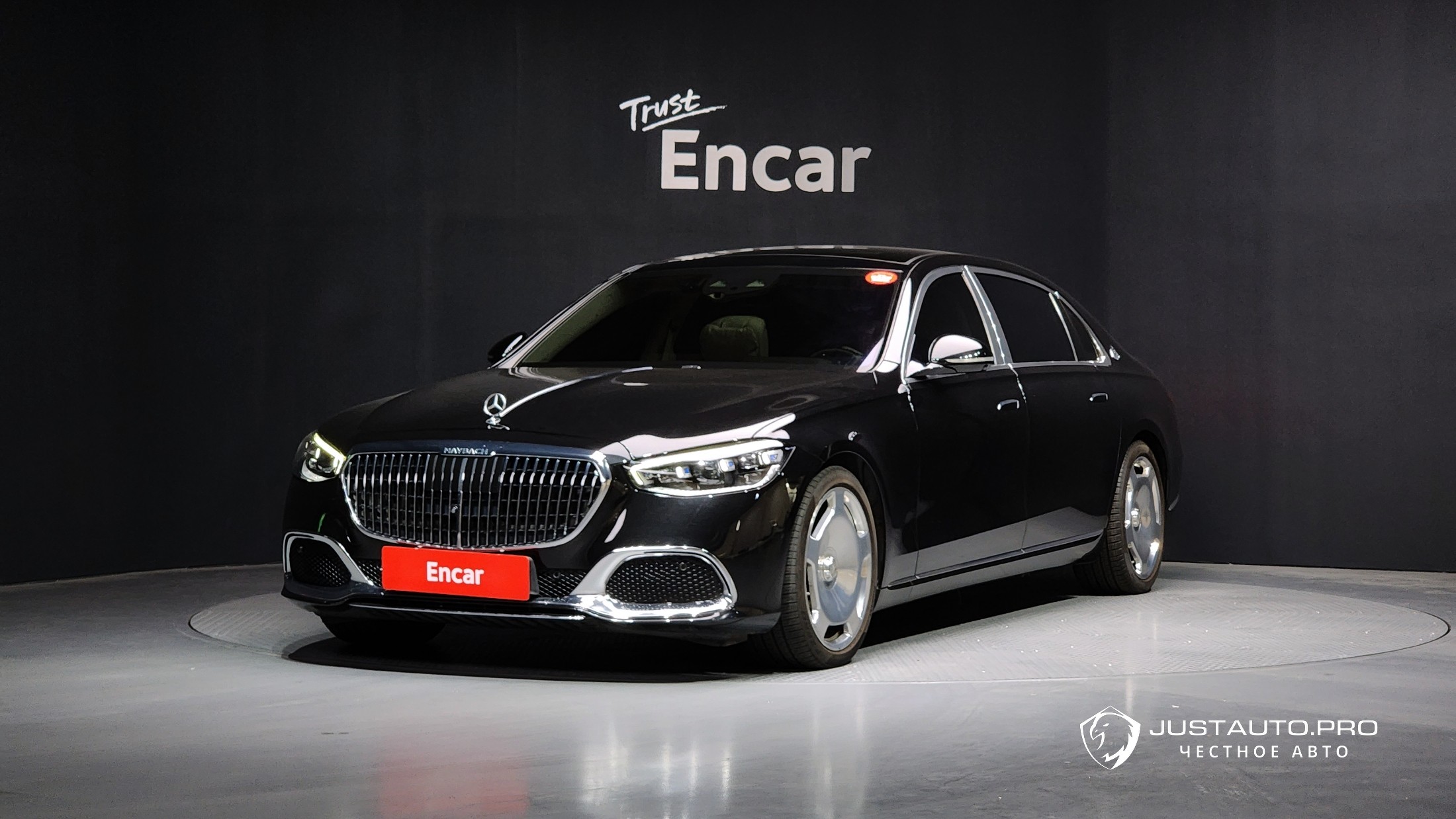 Автомобиль Mercedes-Benz S-Class