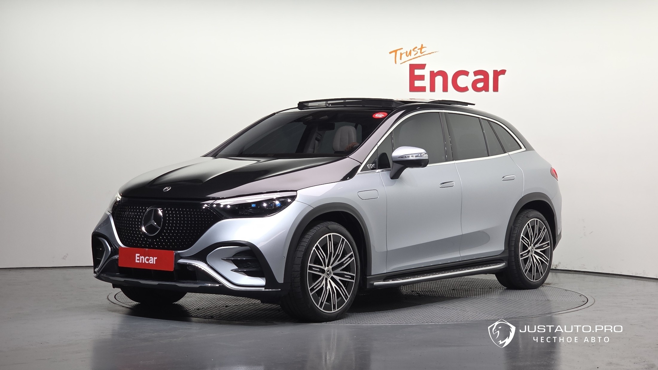 Автомобиль Mercedes-Benz EQE