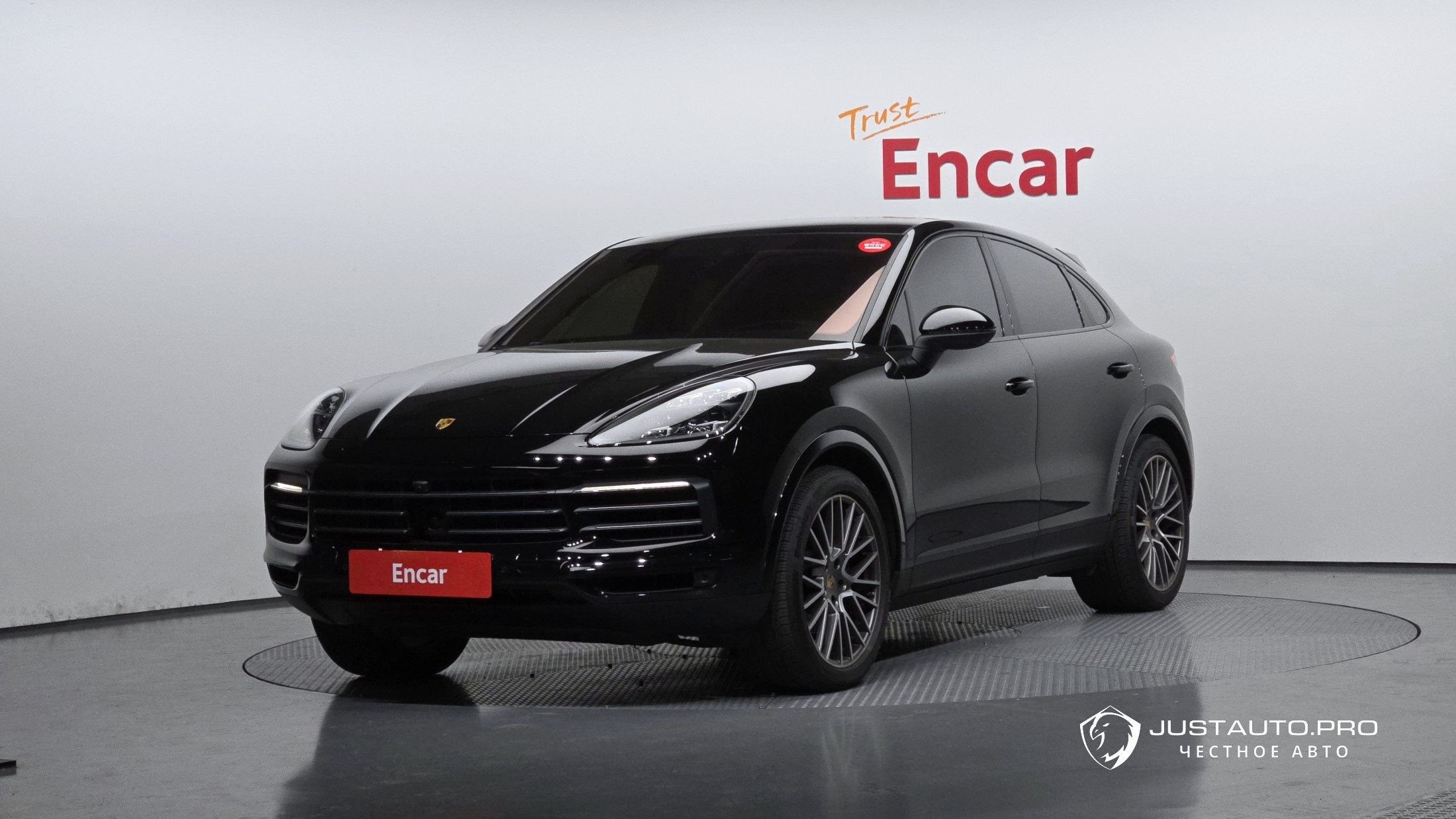 Автомобиль Porsche Cayenne