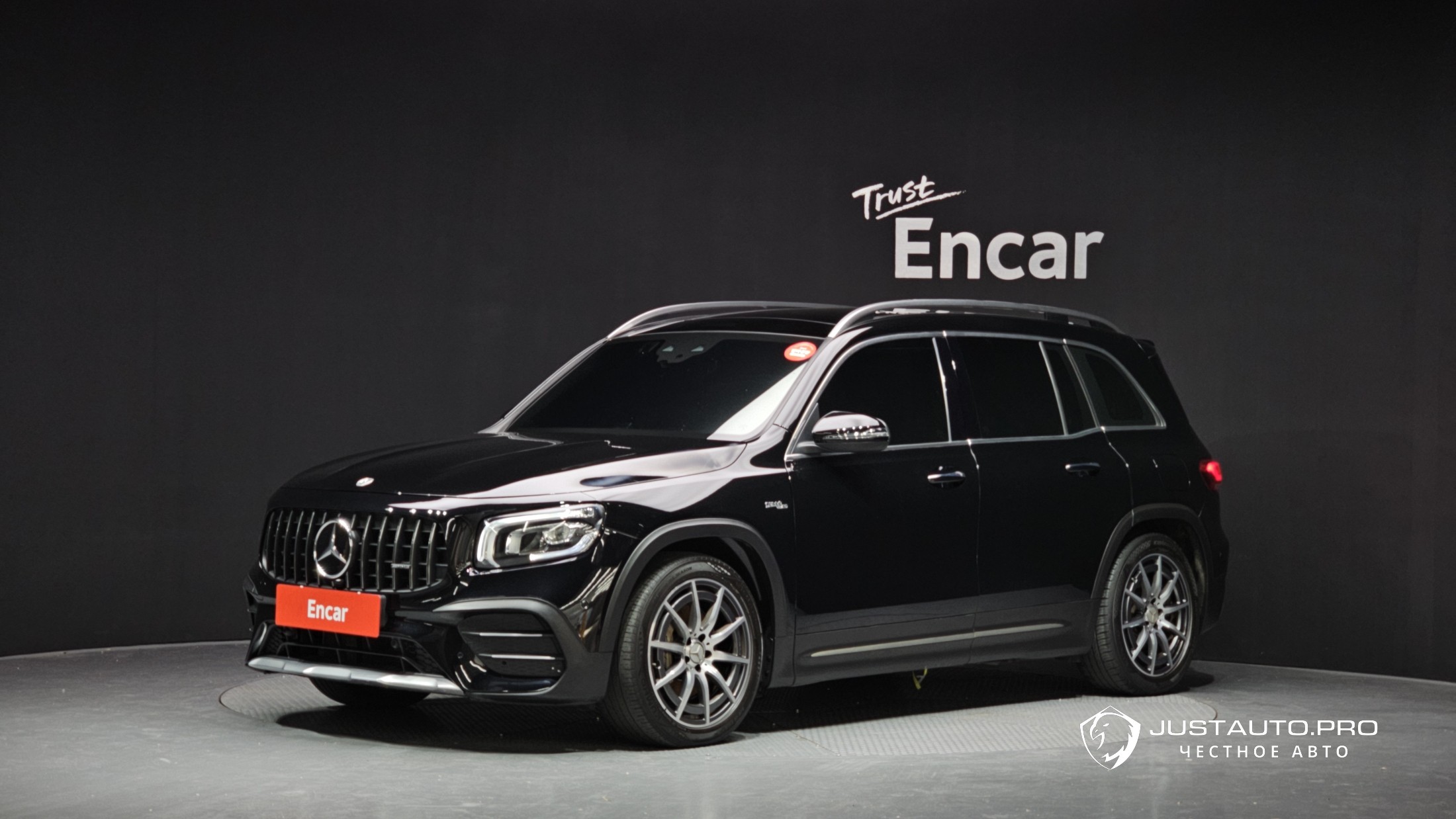 Автомобиль Mercedes-Benz GLB-Class