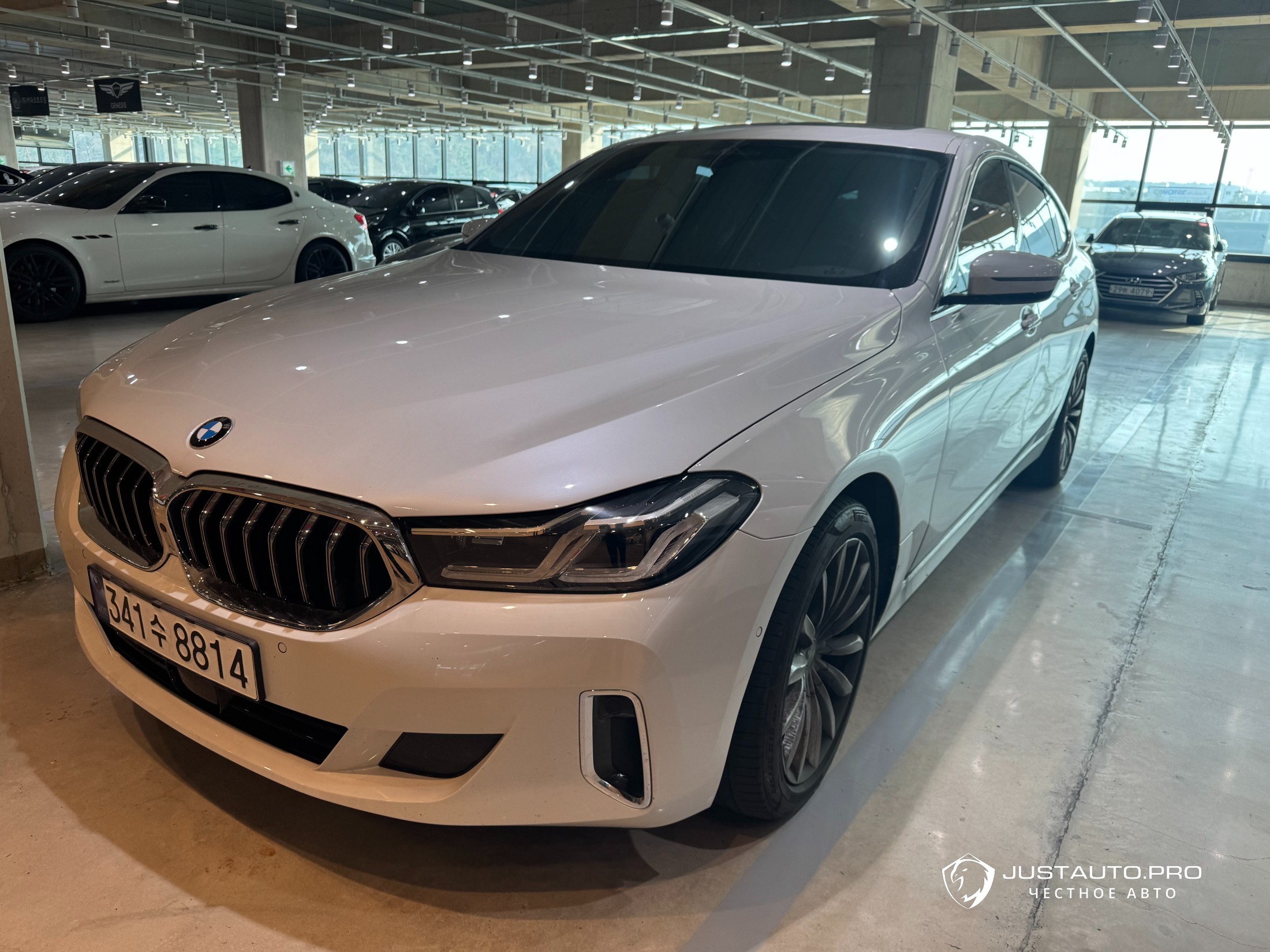 Автомобиль BMW Gran Turismo