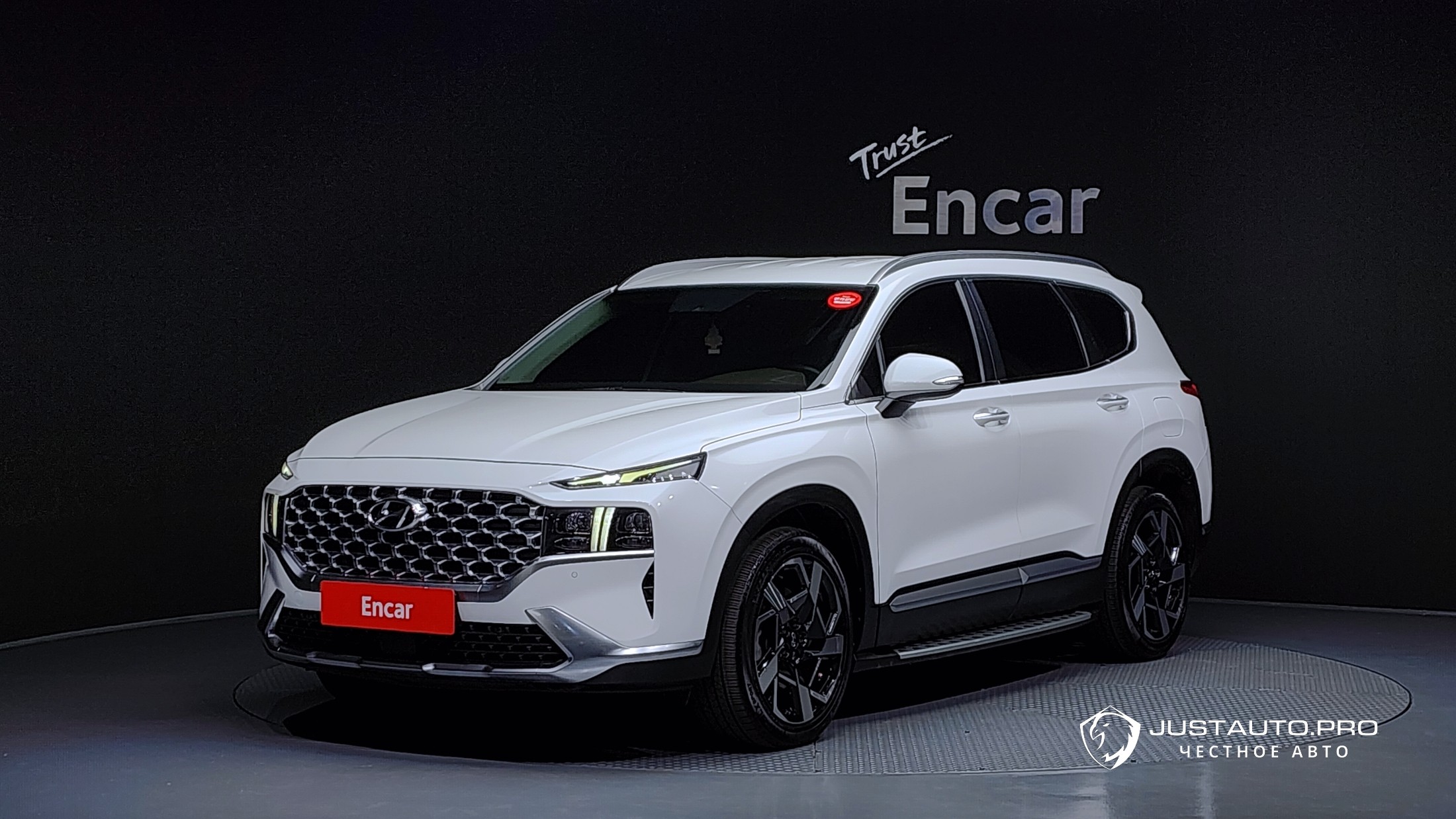 Автомобиль Hyundai Santafe