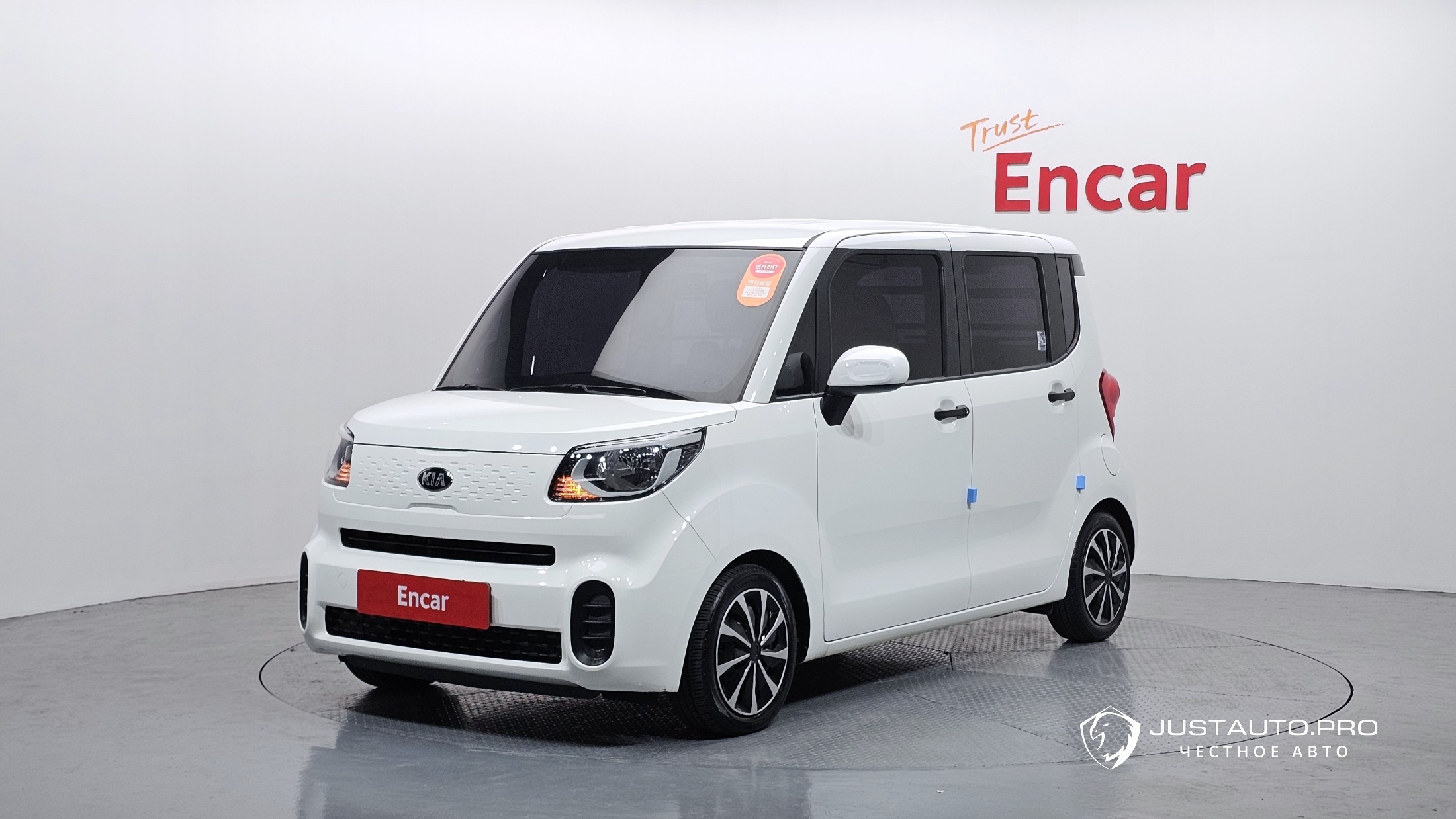 Автомобиль Kia RAY