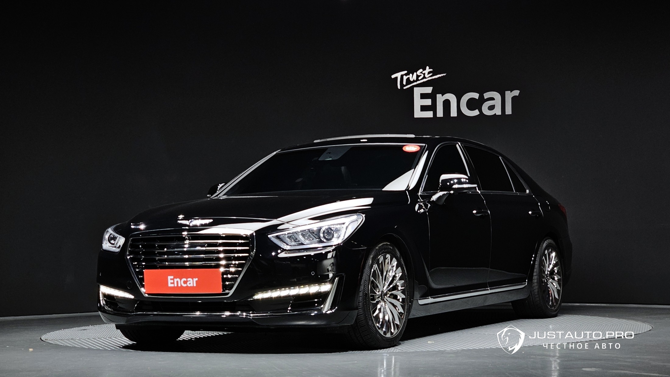 Автомобиль Genesis EQ900