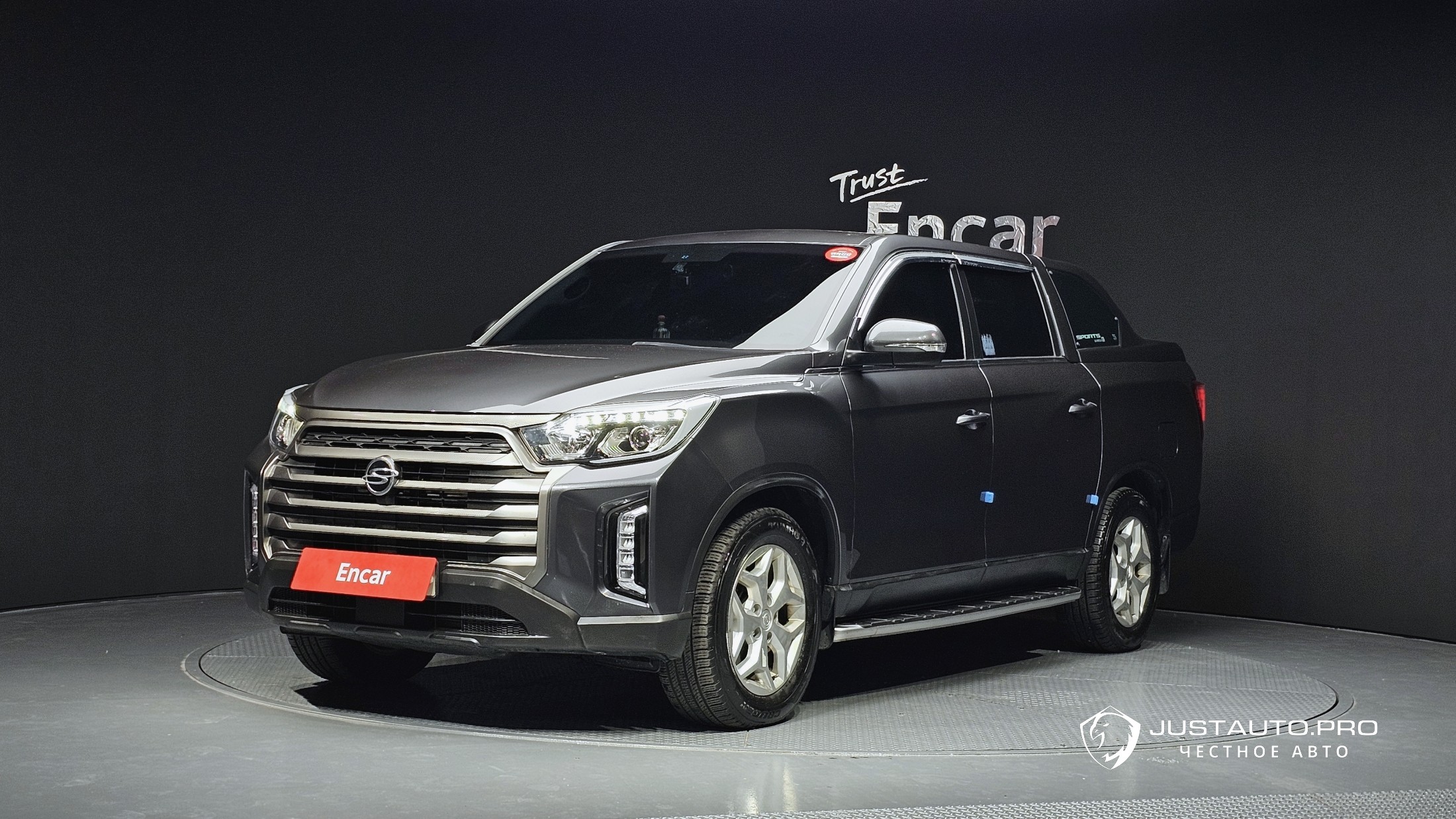 Автомобиль KG_Mobility_Ssangyong Rexton