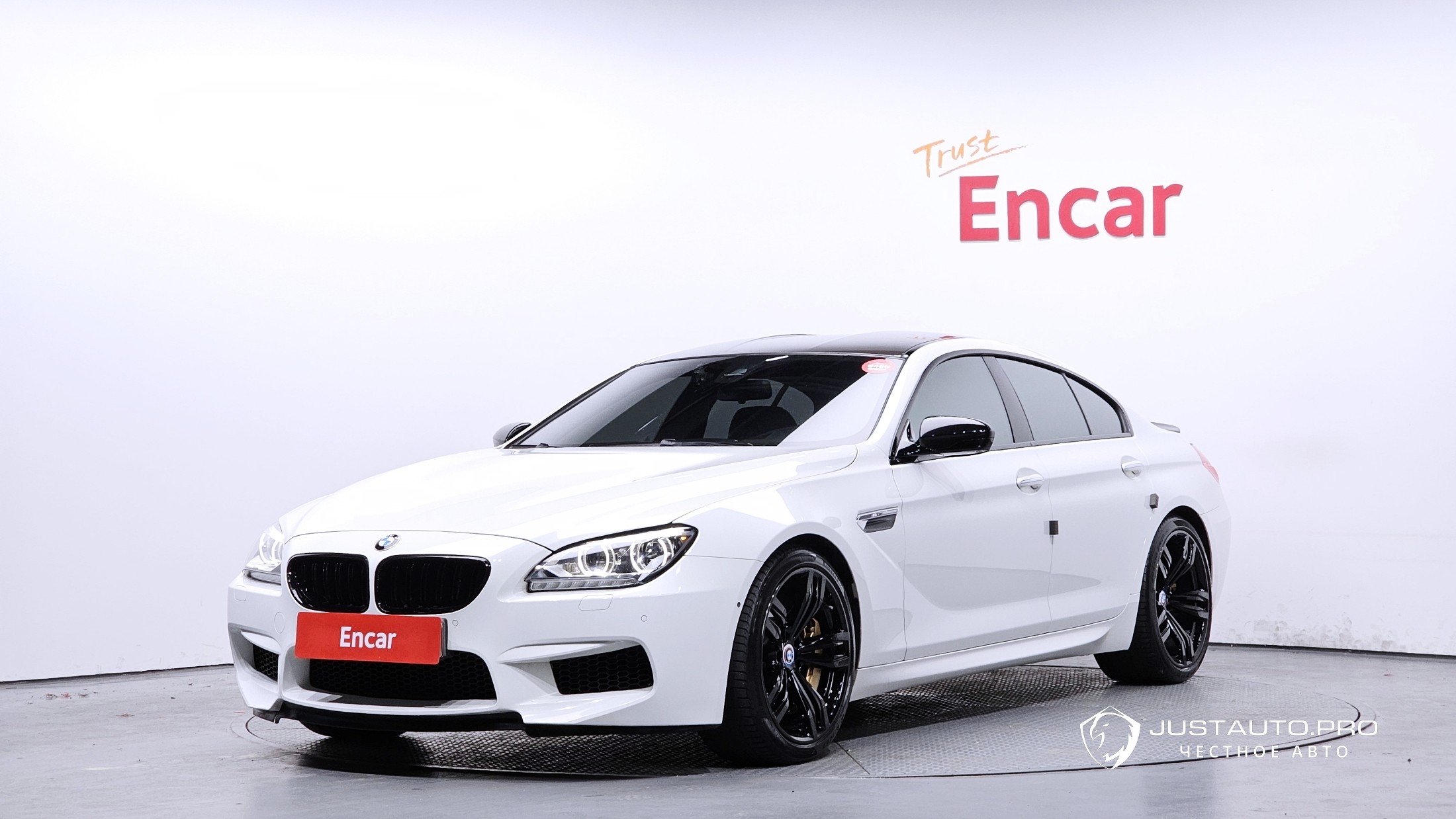 Автомобиль BMW M6