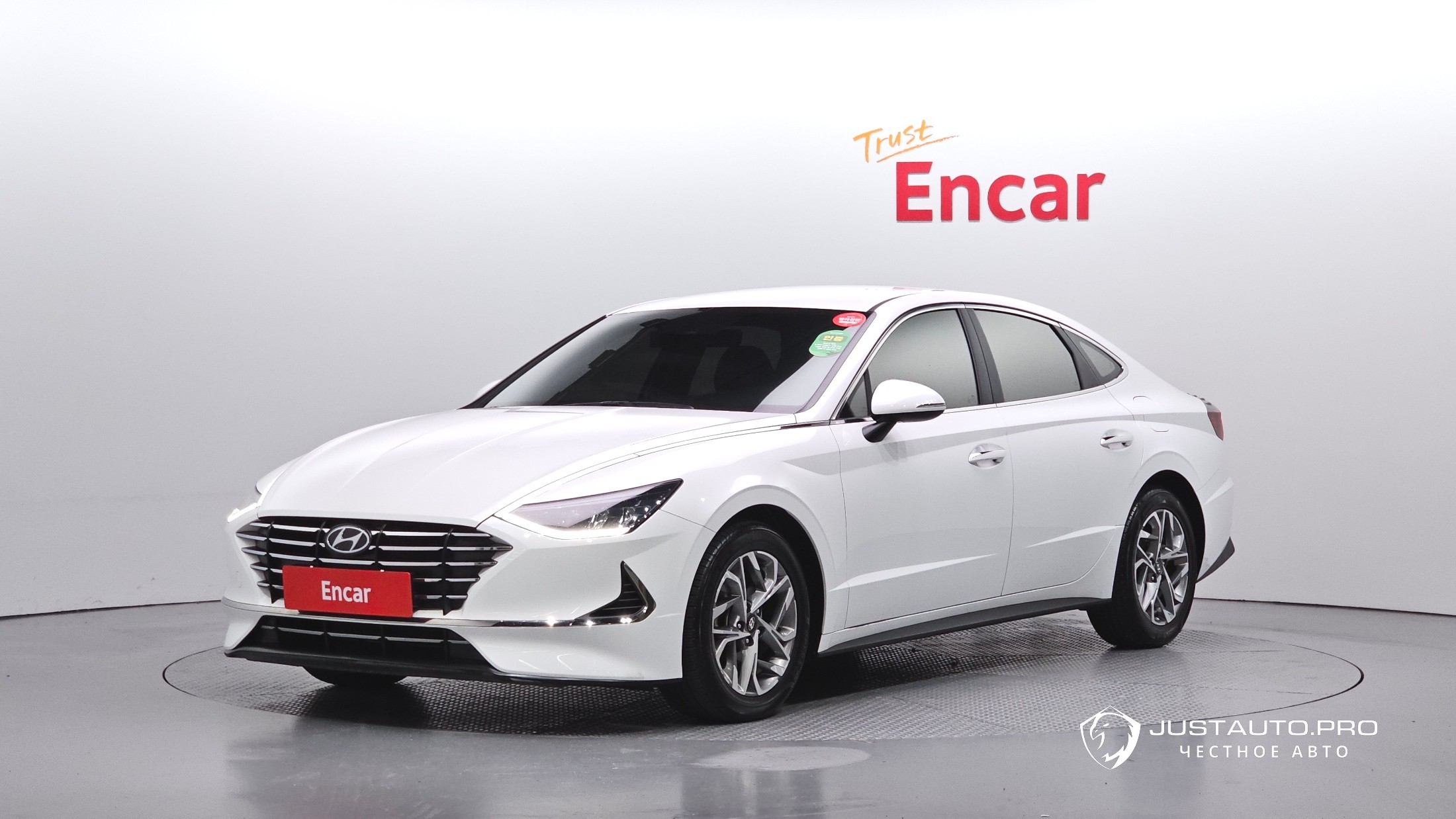 Автомобиль Hyundai Sonata