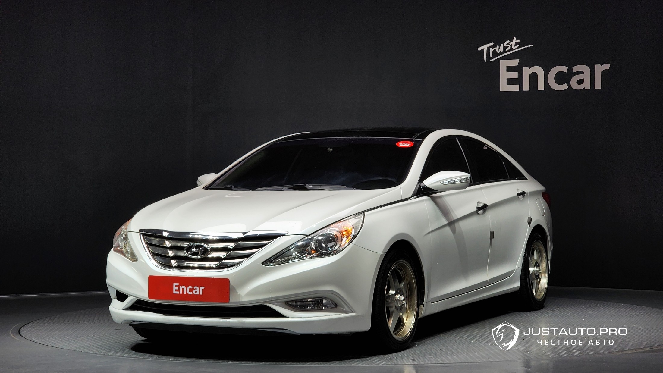 Автомобиль Hyundai Sonata