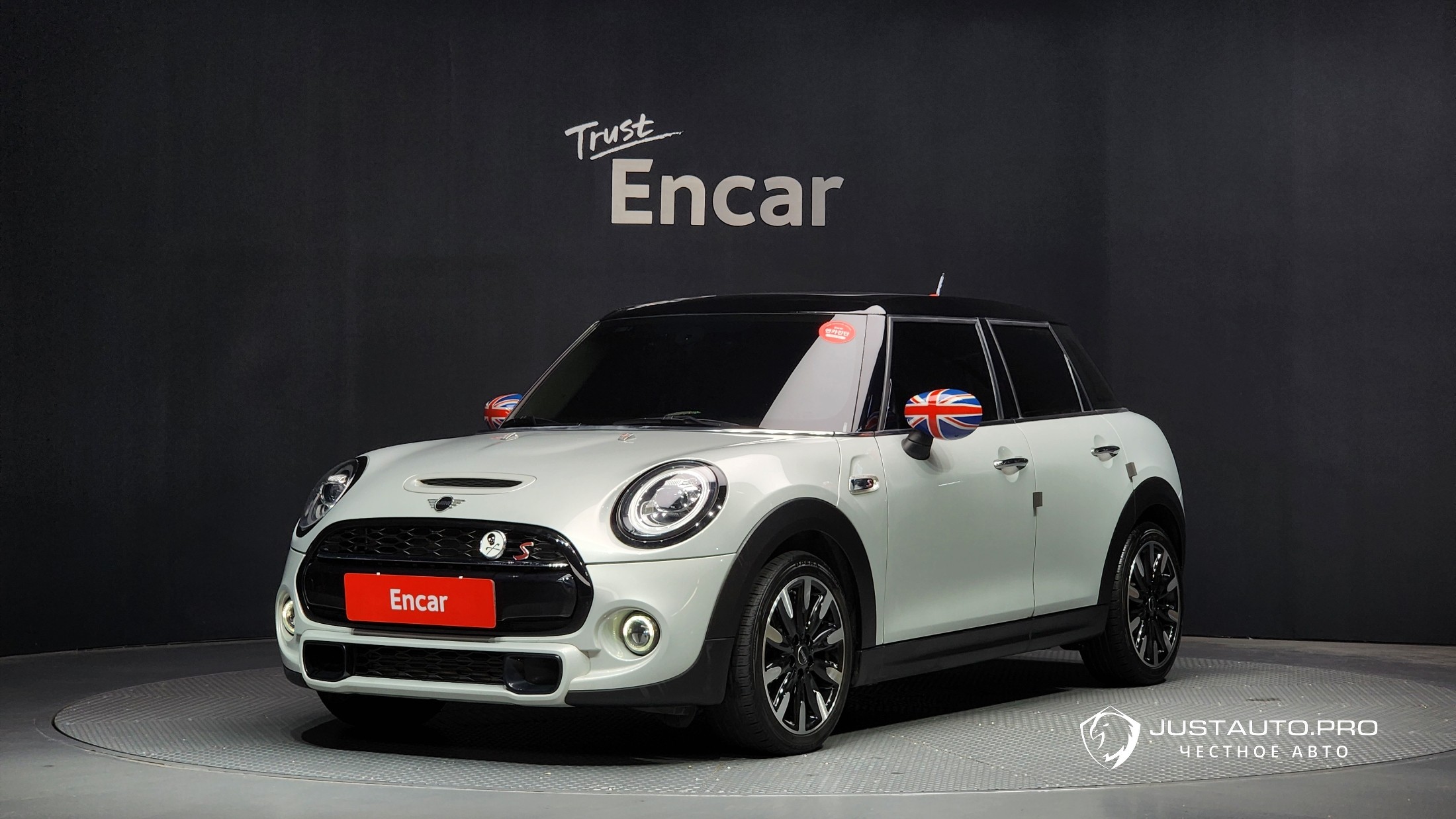 Автомобиль Mini Cooper