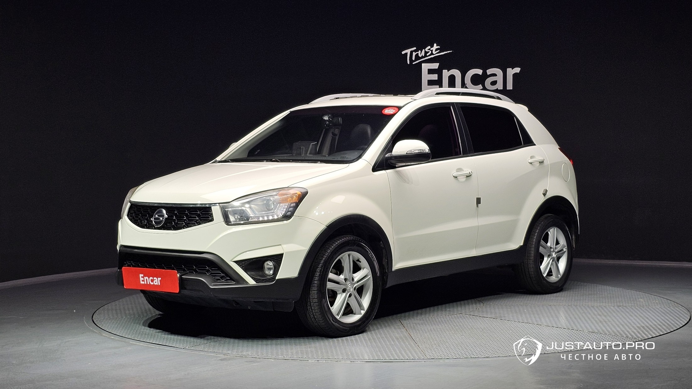 Автомобиль KG_Mobility_Ssangyong KORANDO