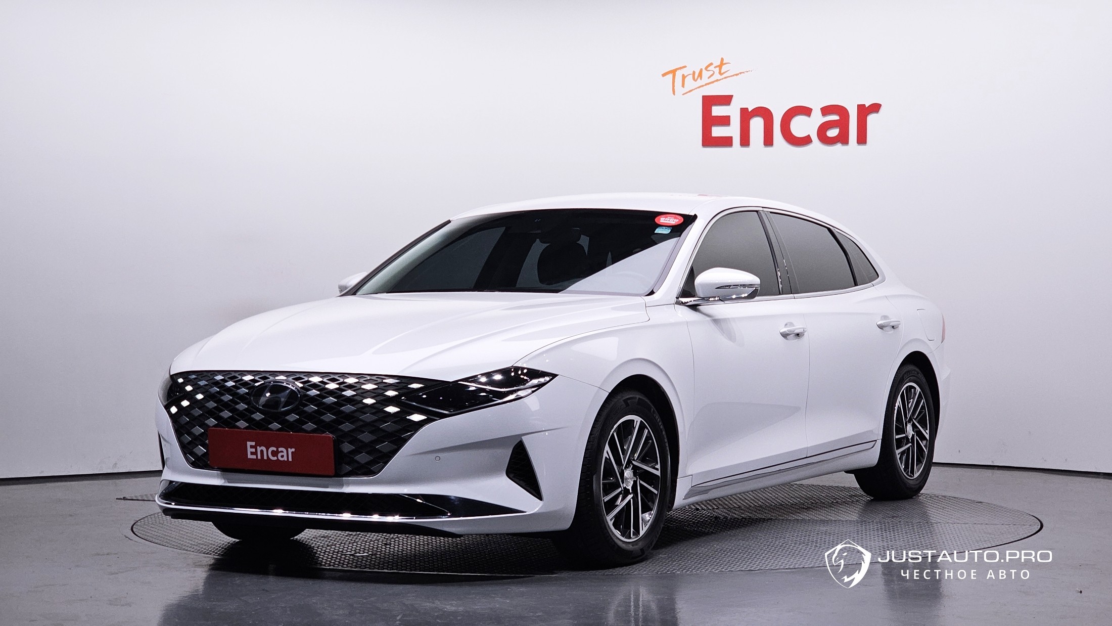 Автомобиль Hyundai Grandeur