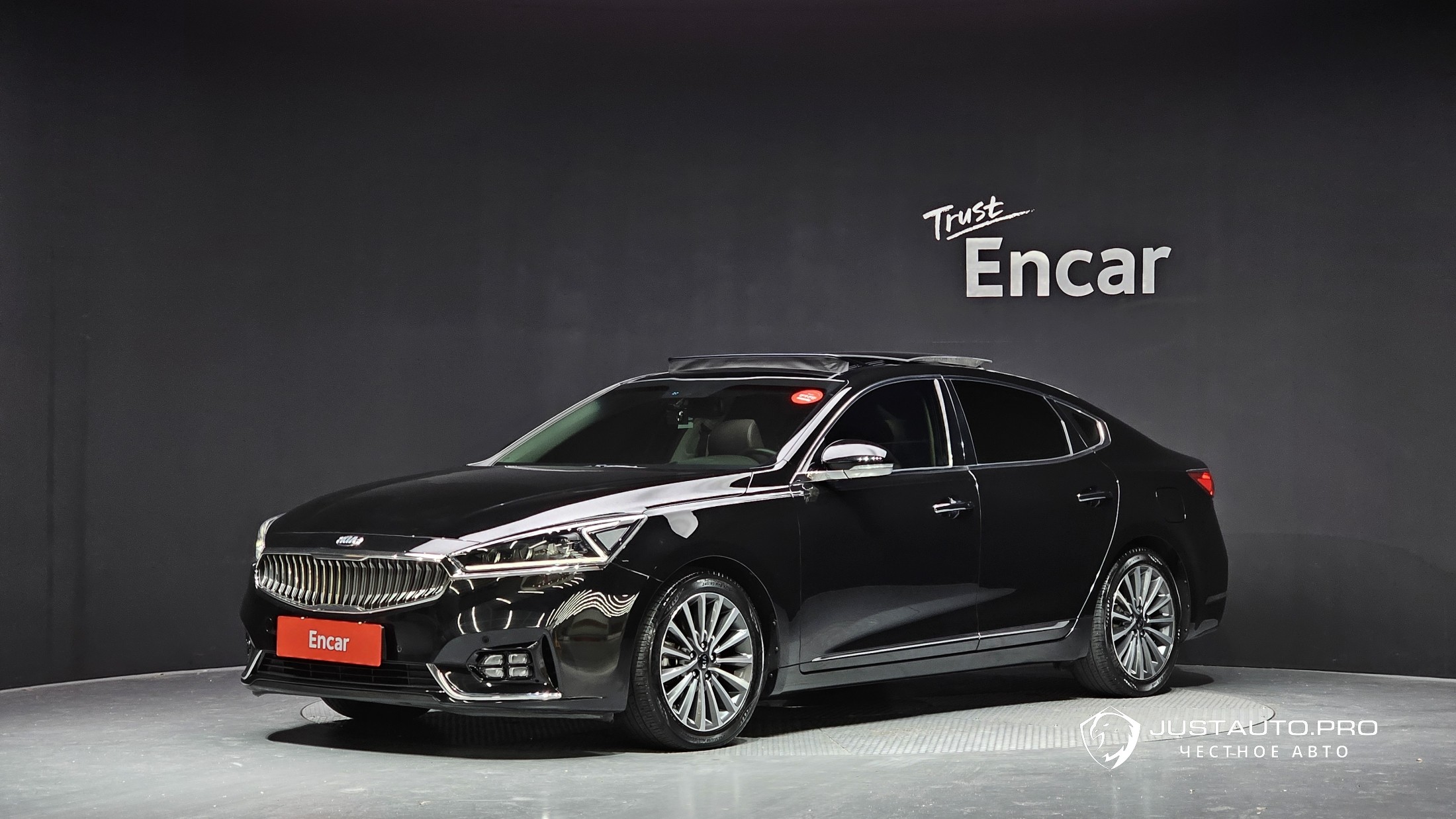 Автомобиль Kia K7