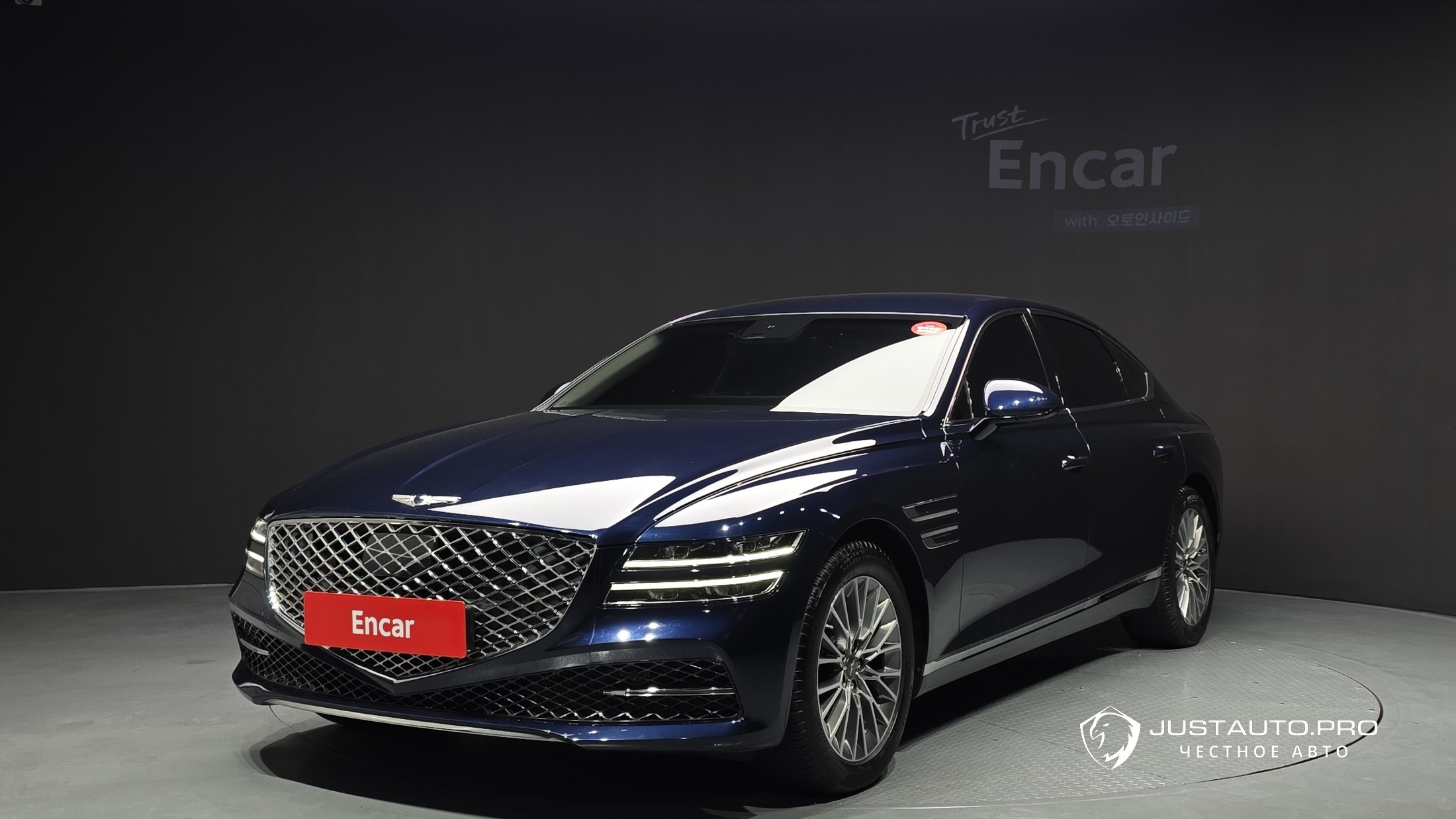 Автомобиль Genesis G80