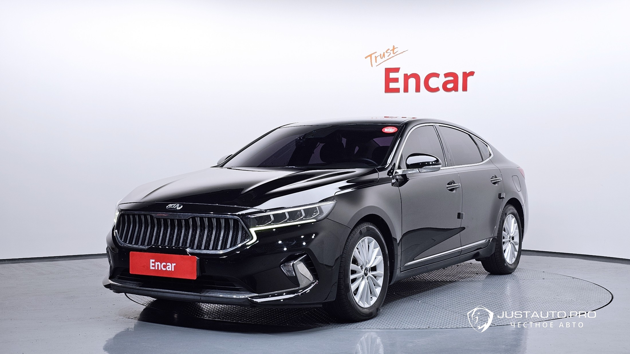 Автомобиль Kia K7