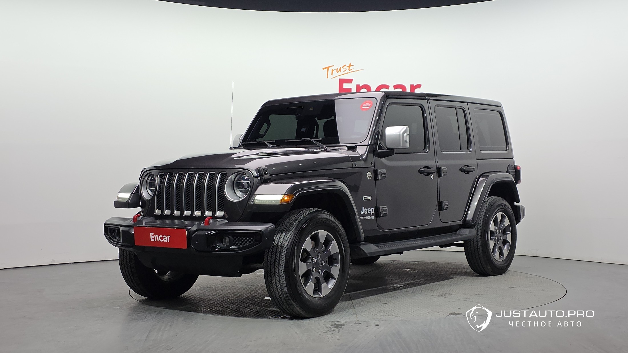 Автомобиль Jeep Wrangler