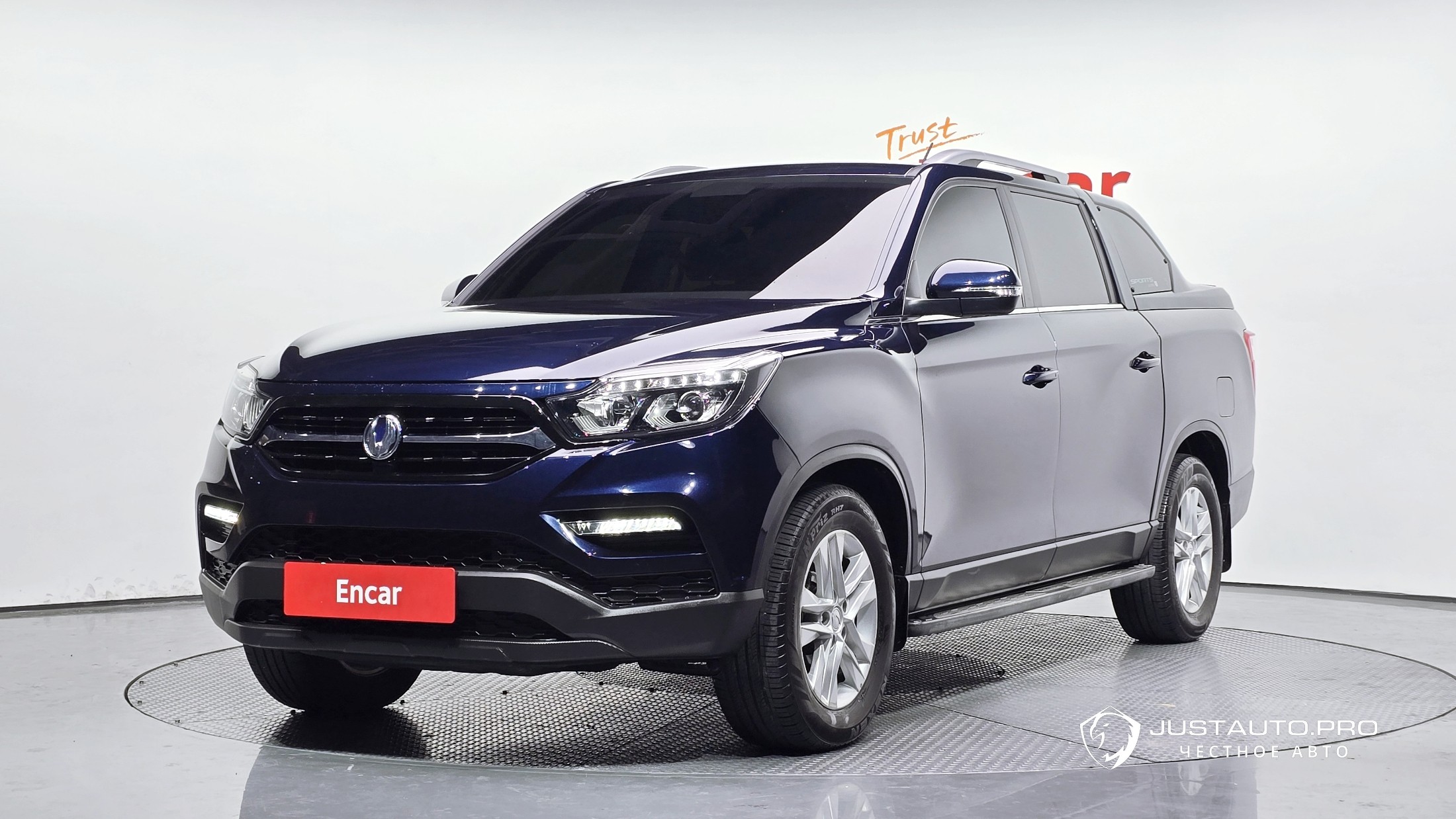 Автомобиль KG_Mobility_Ssangyong Rexton