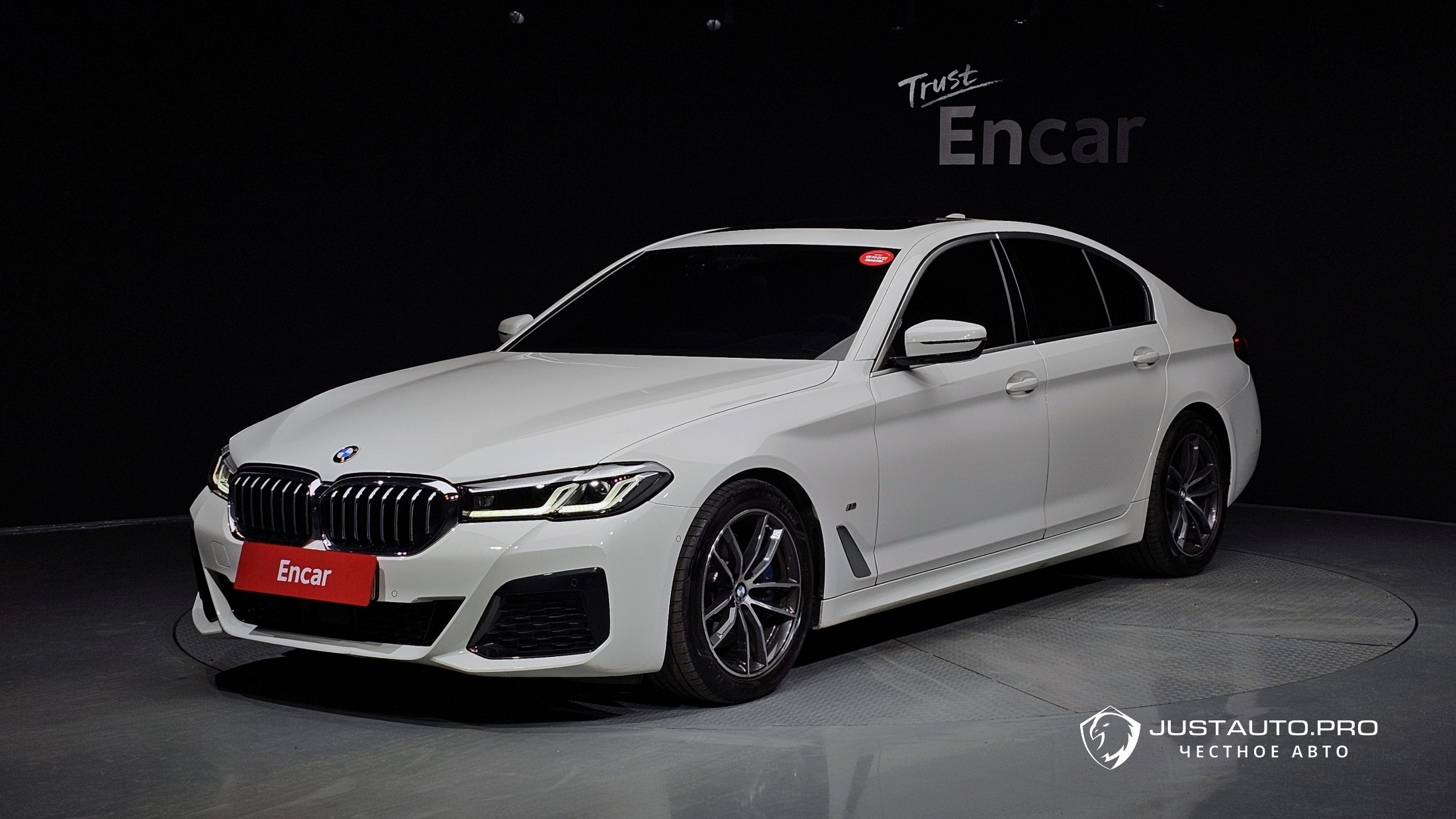 Автомобиль BMW 5-Series