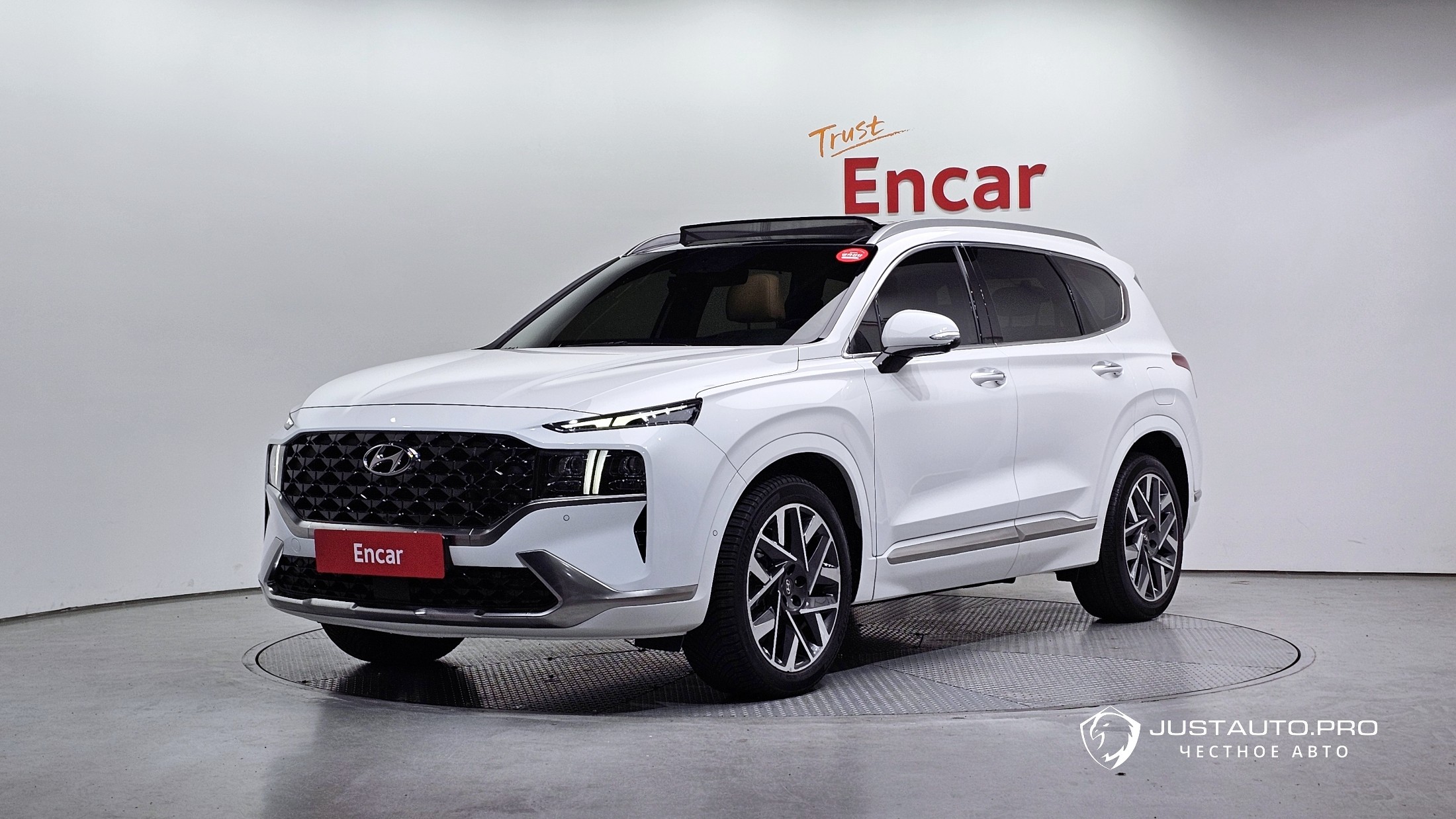 Автомобиль Hyundai Santafe