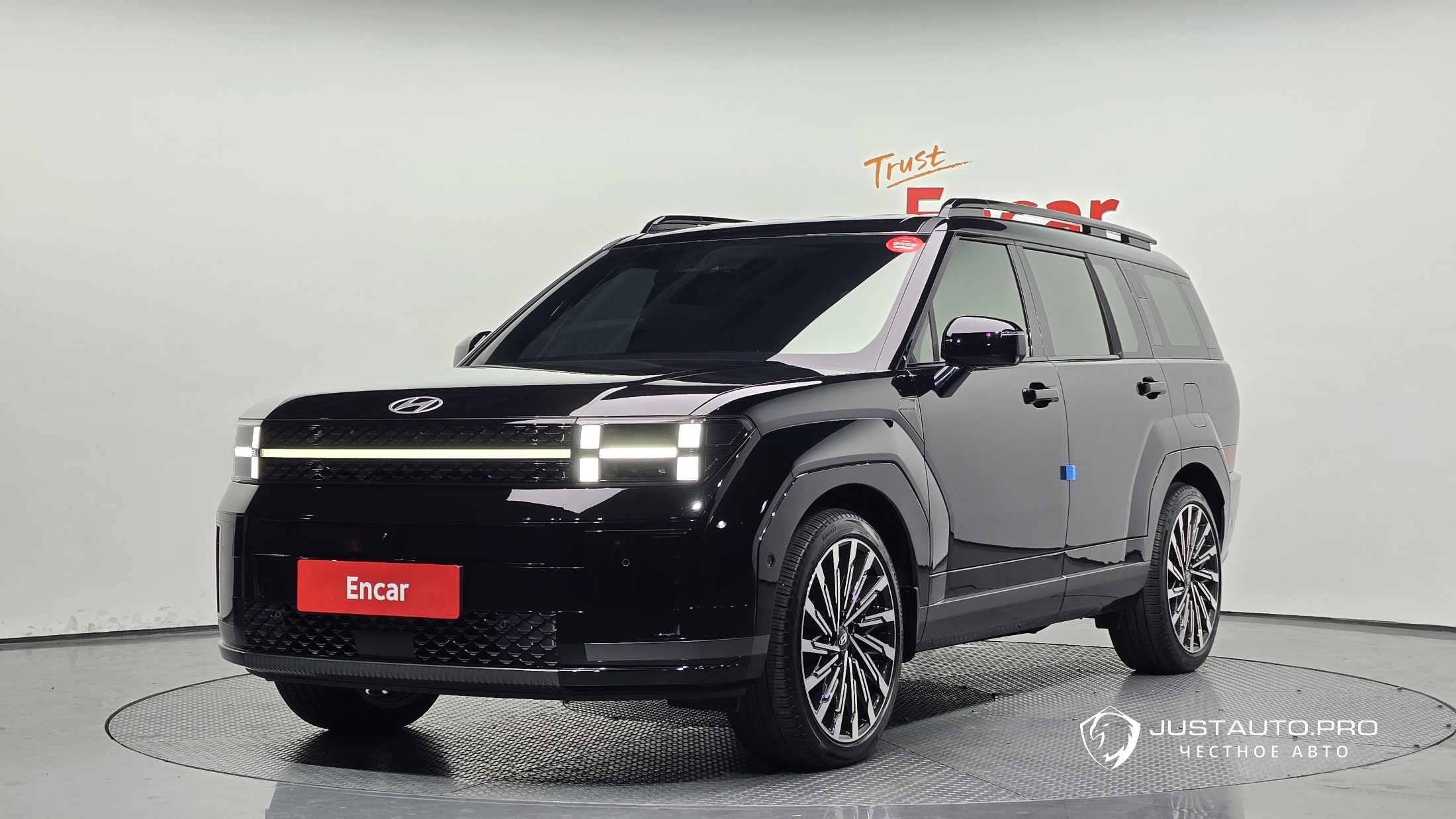 Автомобиль Hyundai Santafe