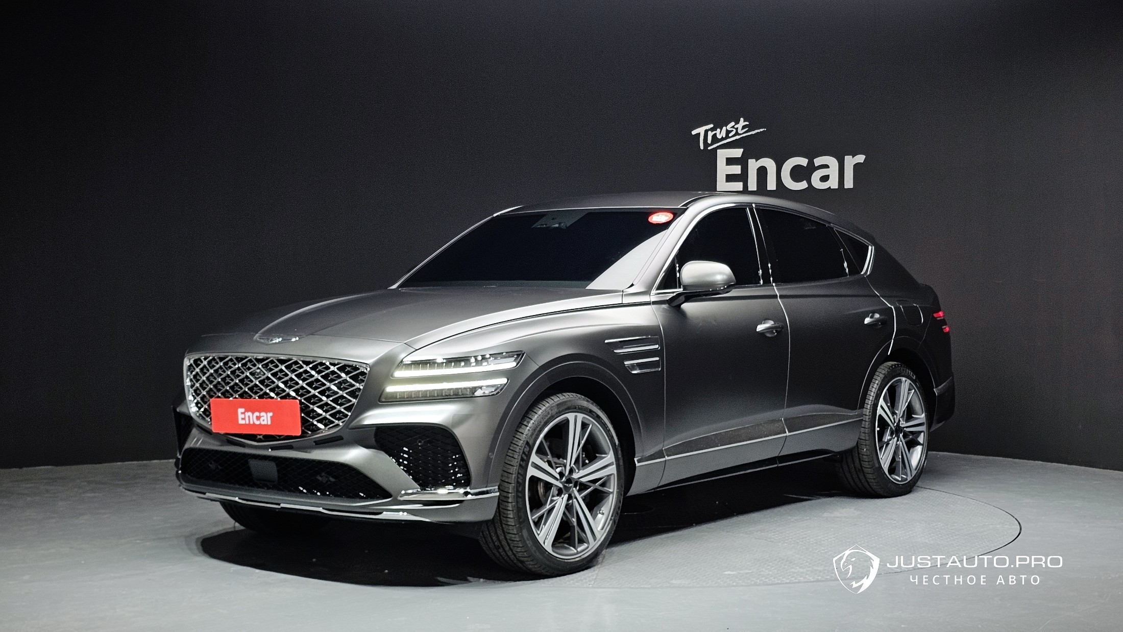 Автомобиль Genesis GV80