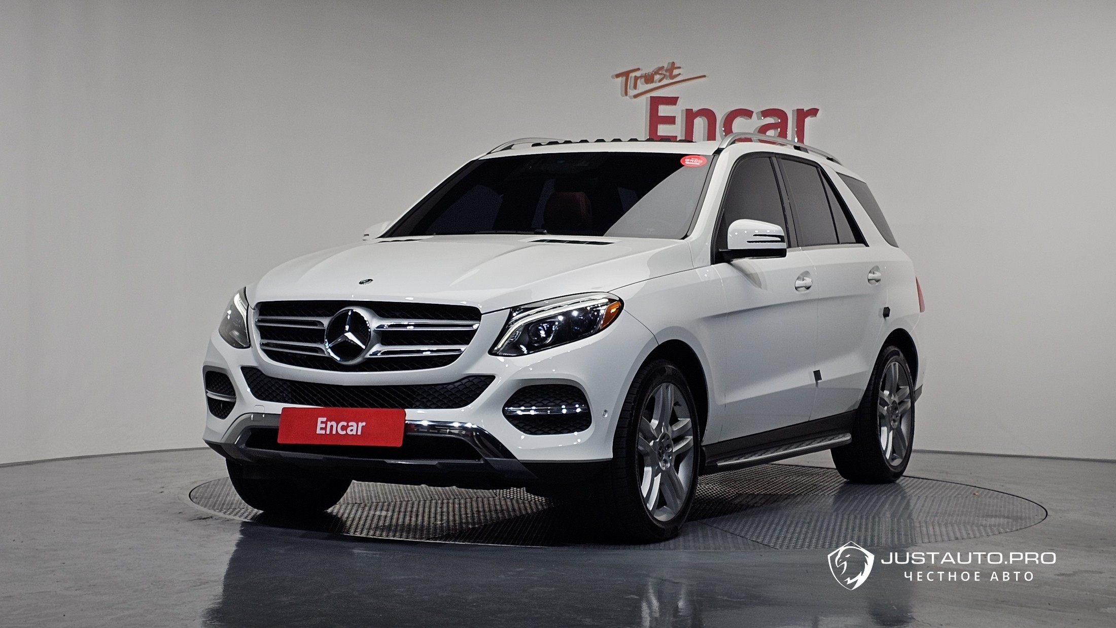 Автомобиль Mercedes-Benz GLE-Class